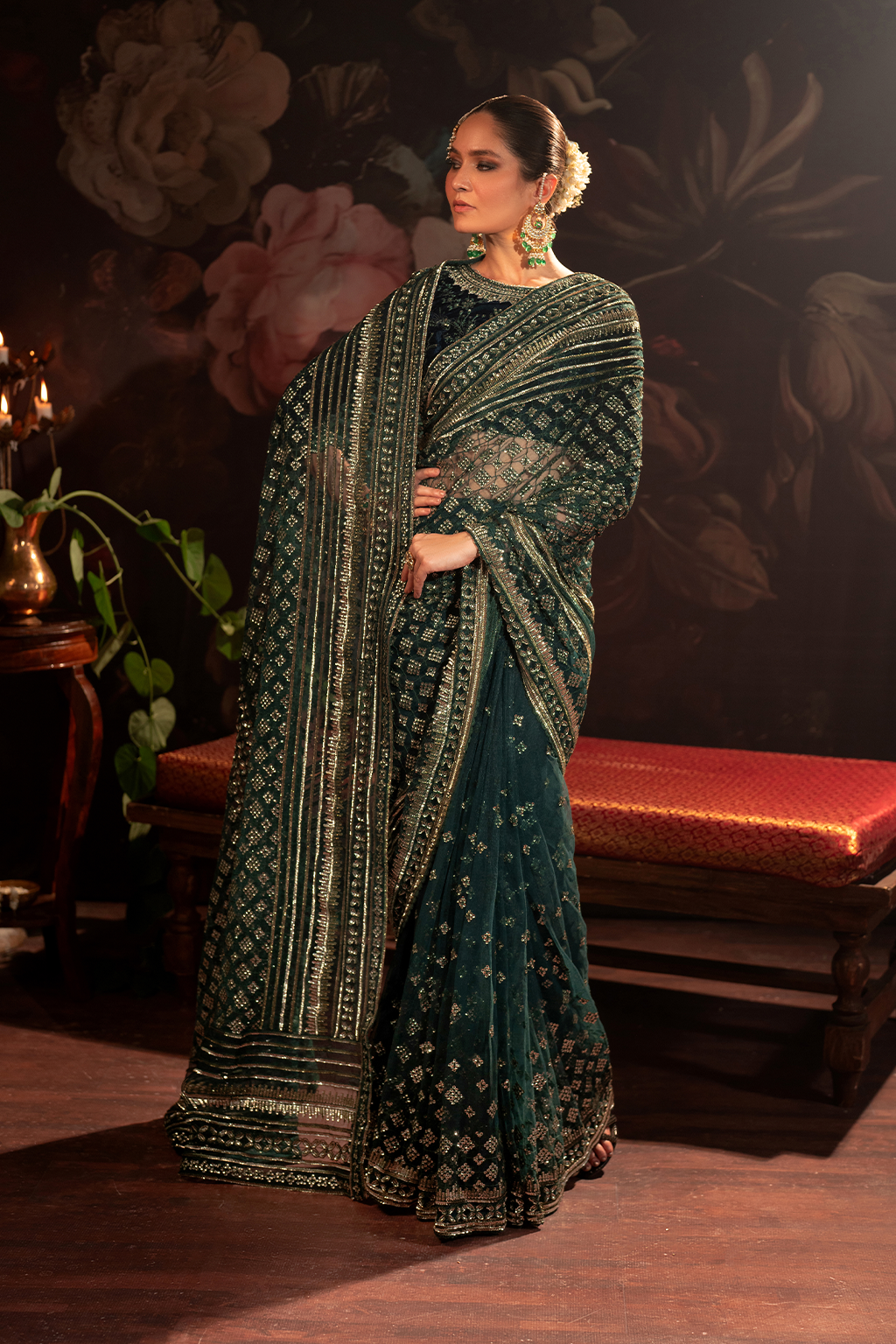 Iznik | Exclusive Velvet | IV-46 - Pakistani Designer Dress - by Iznik | Type: Ladies Clothes - 100% Original at Saira Sultan