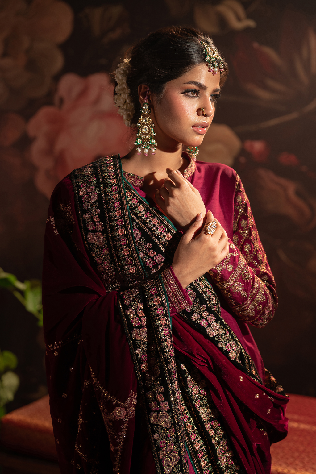 Iznik | Exclusive Velvet | IV-42 - Pakistani Designer Dress - by Iznik | Type: Ladies Clothes - 100% Original at Saira Sultan