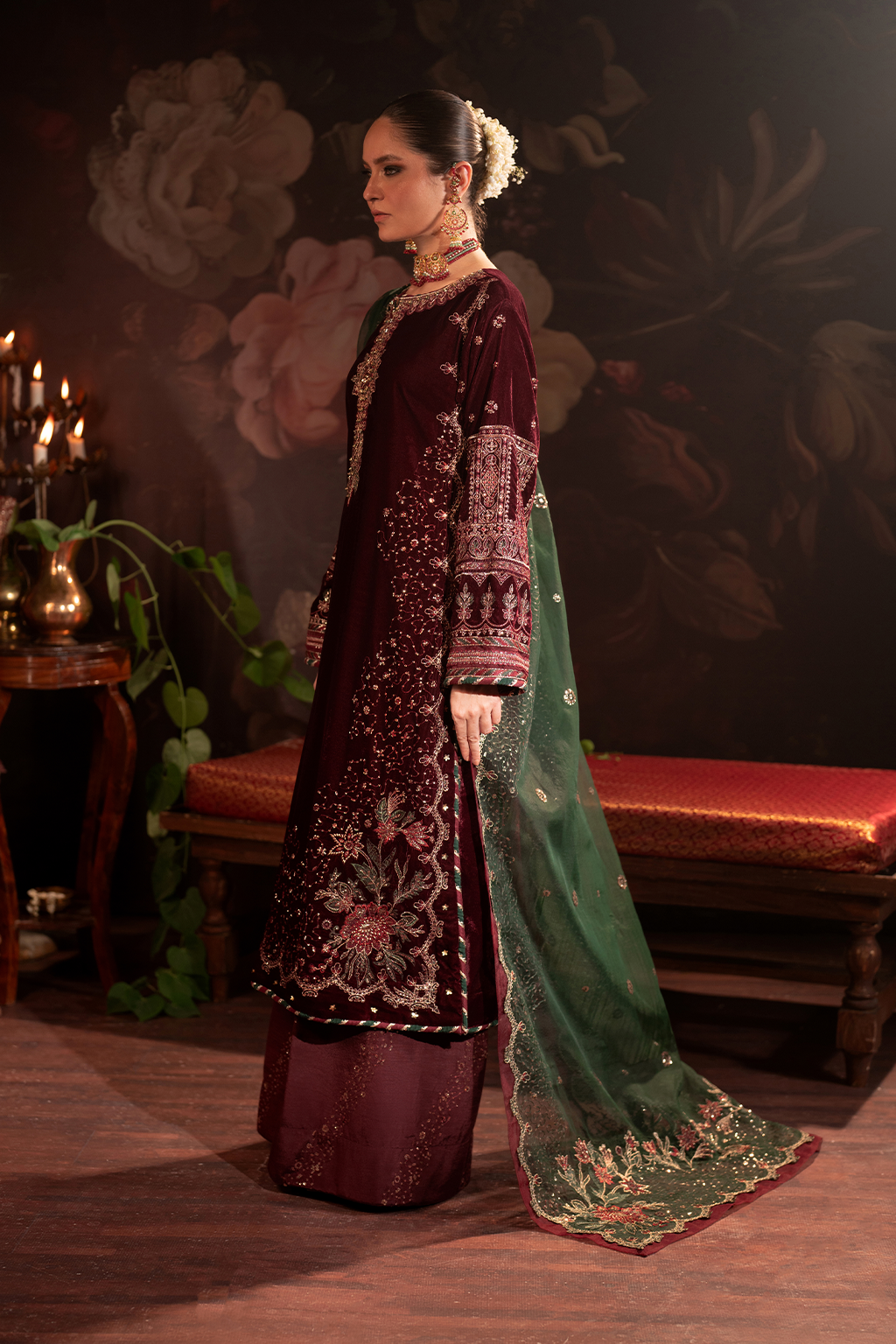 Iznik | Exclusive Velvet | IV-39 - Pakistani Designer Dress - by Iznik | Type: Ladies Clothes - 100% Original at Saira Sultan