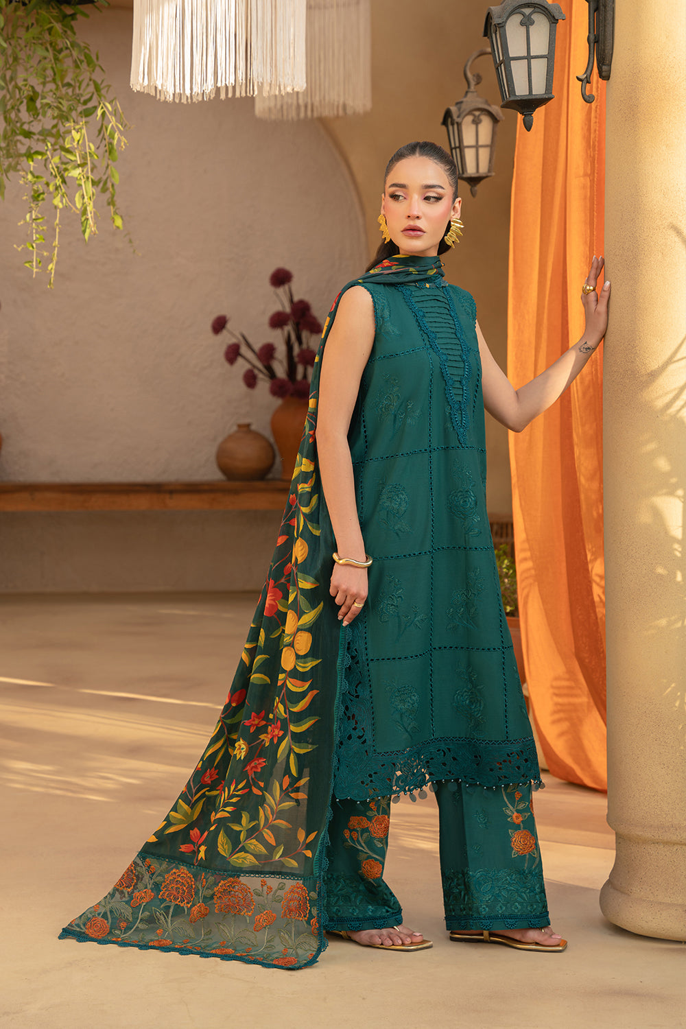Saira Rizwan | Luxury Lawn 25 | LIRA-SRL25-10 S Emerald Green Lawn