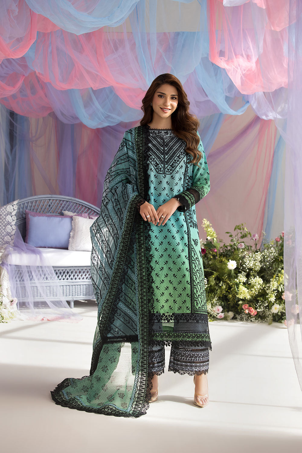 Sobia Nazir | Luxury Lawn 25 | 12A XS Green Lawn
