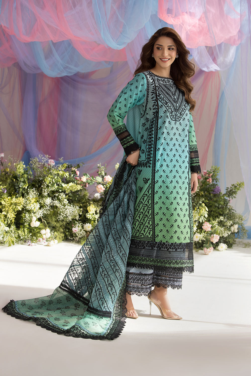 Sobia Nazir | Luxury Lawn 25 | 12A S Green Lawn