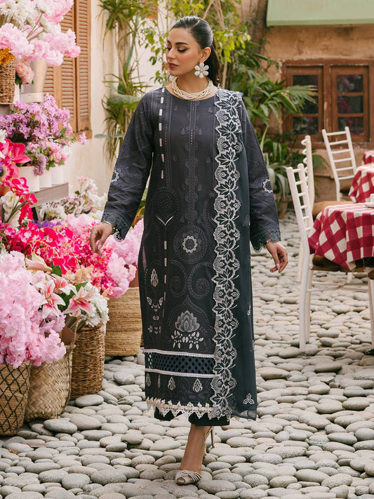 Mahnur | Mahrukh Eid Edit 24 | LEVANA - Pakistani Designer Dress - by Mahnur | Type: Luxury - 100% Original at Saira Sultan