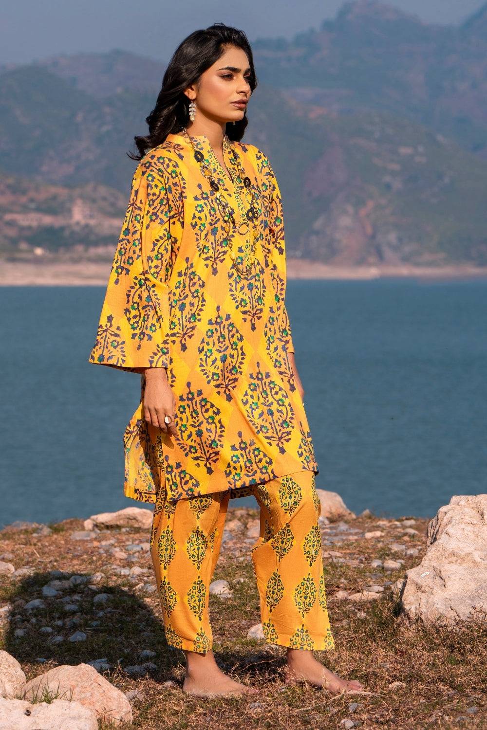 Ittehad | Embroidered Lawn | I-30 - Pakistani Designer Dress - by Ittehad | Type: Luxury - 100% Original at Saira Sultan