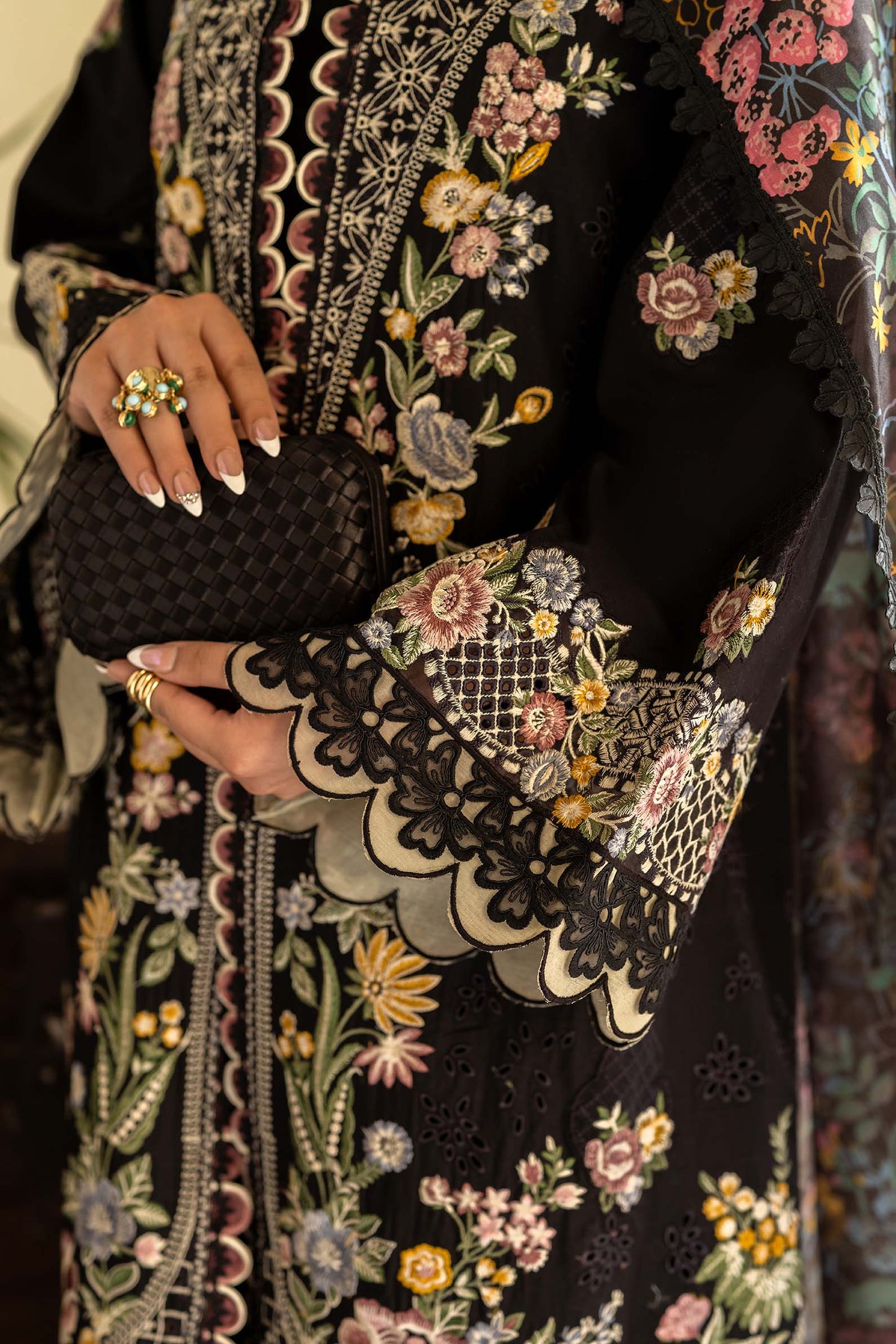 Maryam Hussain | Luxury Lawn 25 | Koyal - Pakistani Designer Dress - by Maryam Hussain | Type: Ladies Clothes - 100% Original at Saira Sultan