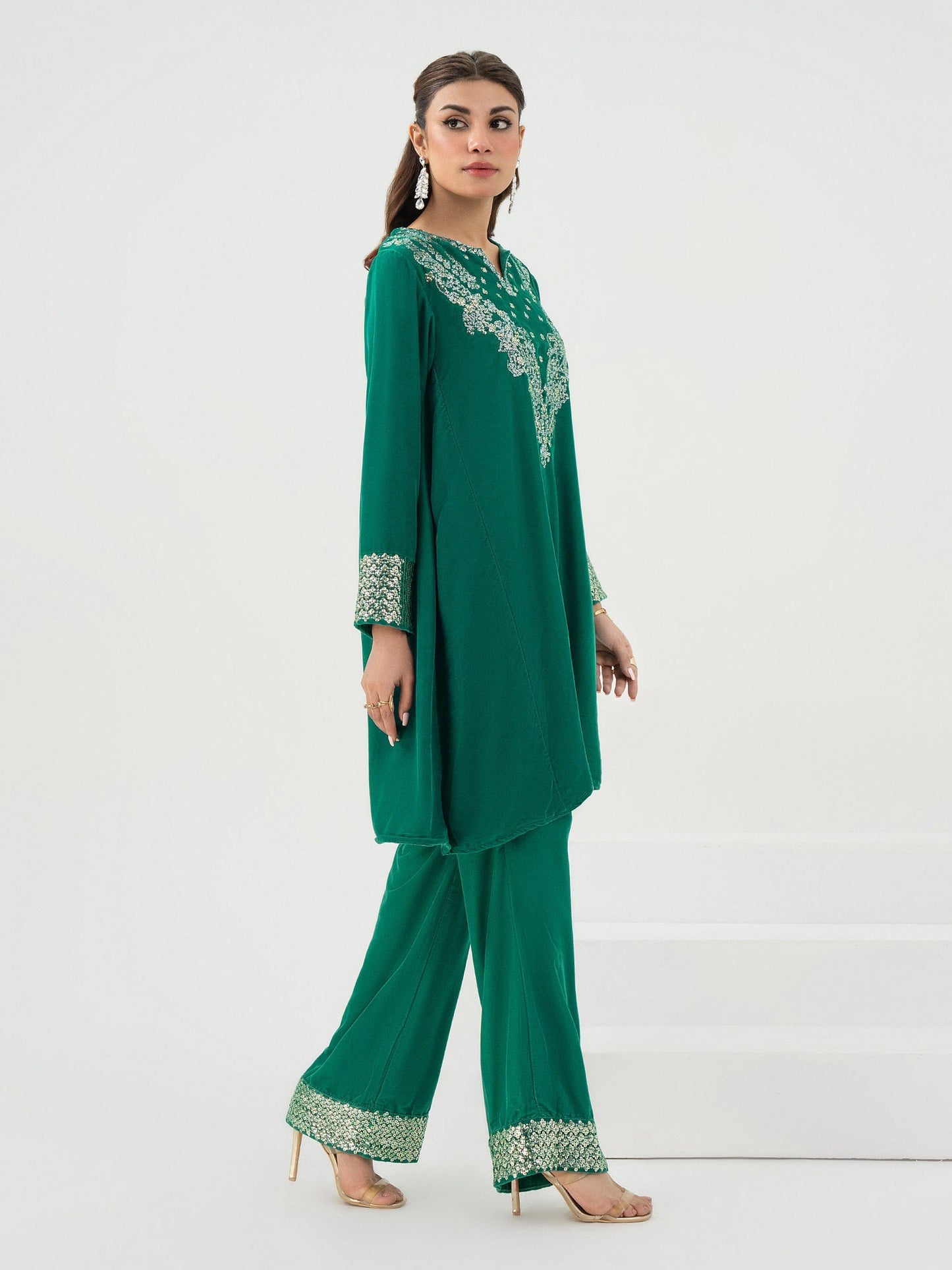 Lime Light | Velvet Pret | V-09 L Green Blue Velvet