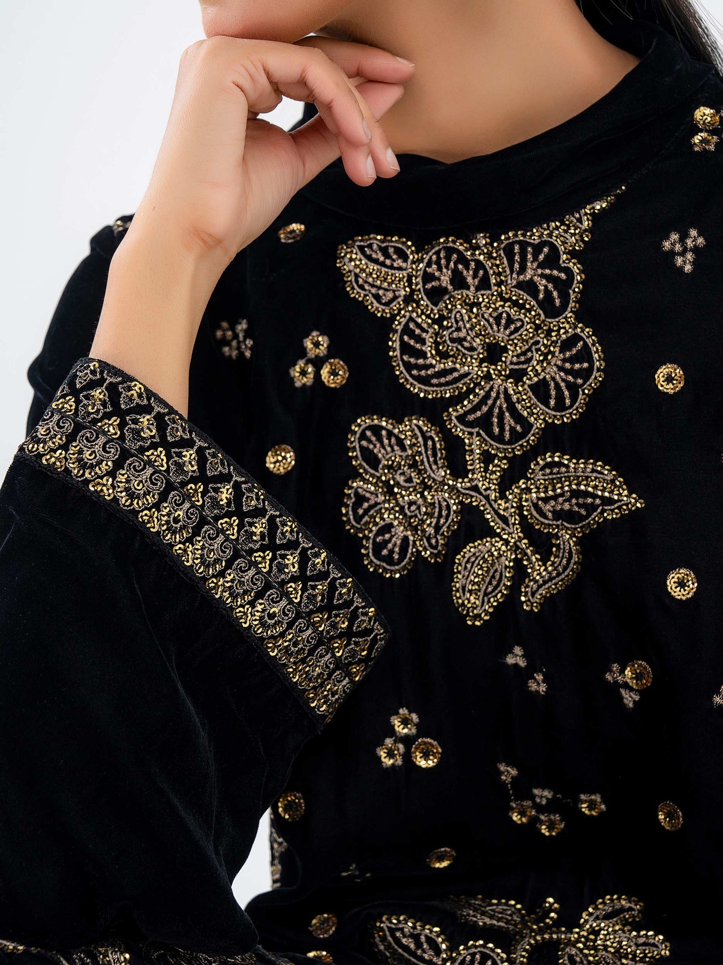 Lime Light | Velvet Pret | V-13 M Black Velvet