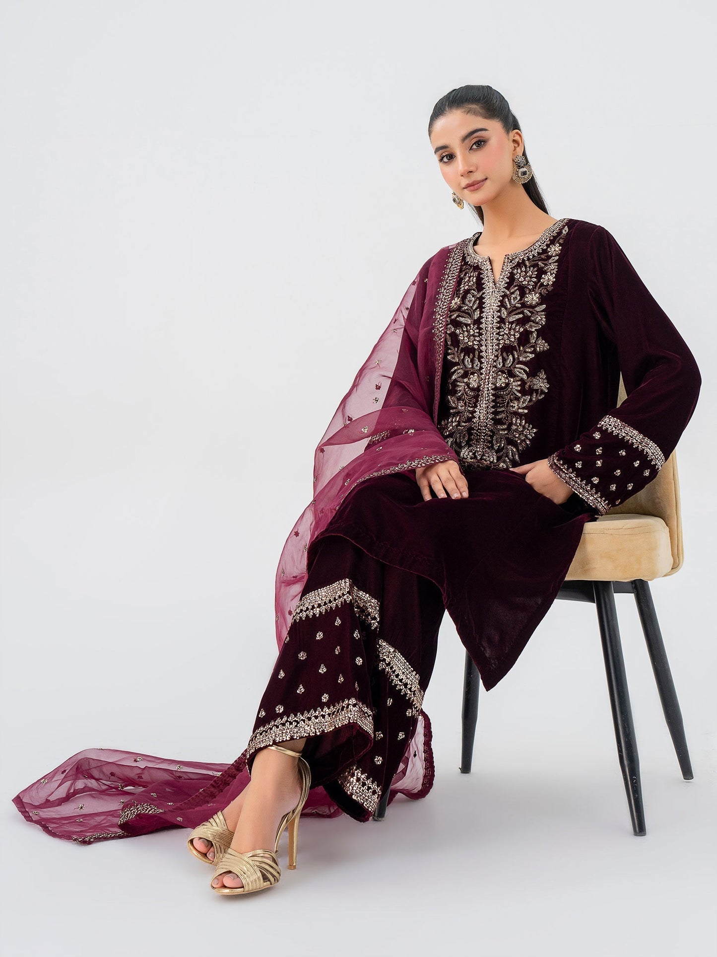 Lime Light | Velvet Pret | V-11 XL Velvet Maroon