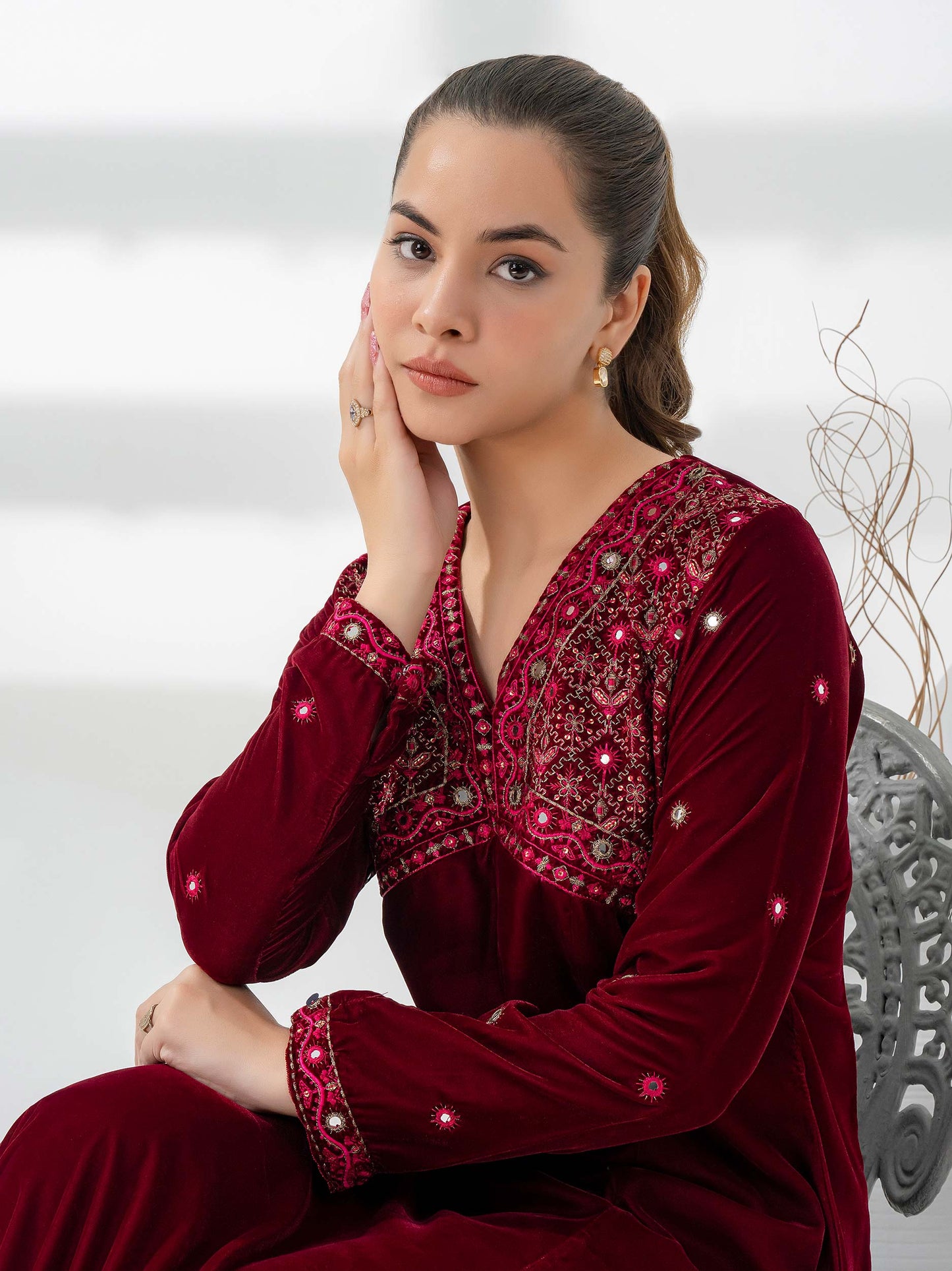 Lime Light | Velvet Pret | V-04 L Maroon Velvet