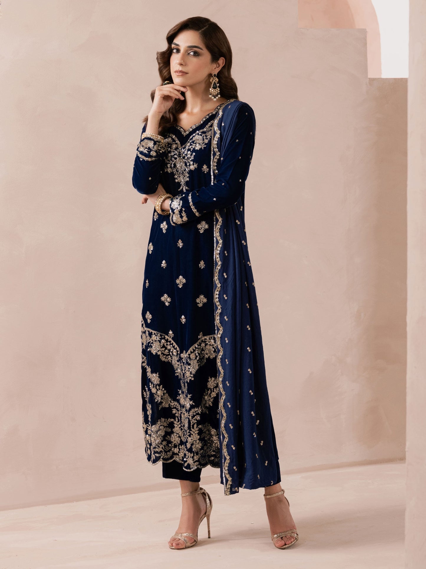 Lime Light | Velvet Pret | V-05 XL Navy Velvet