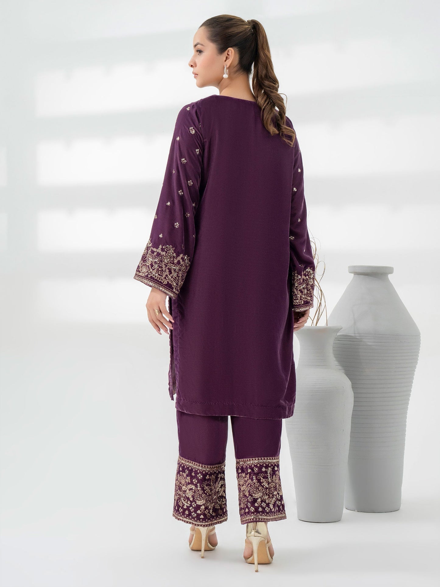 Lime Light | Velvet Pret | V-03 S Dark Purple Velvet