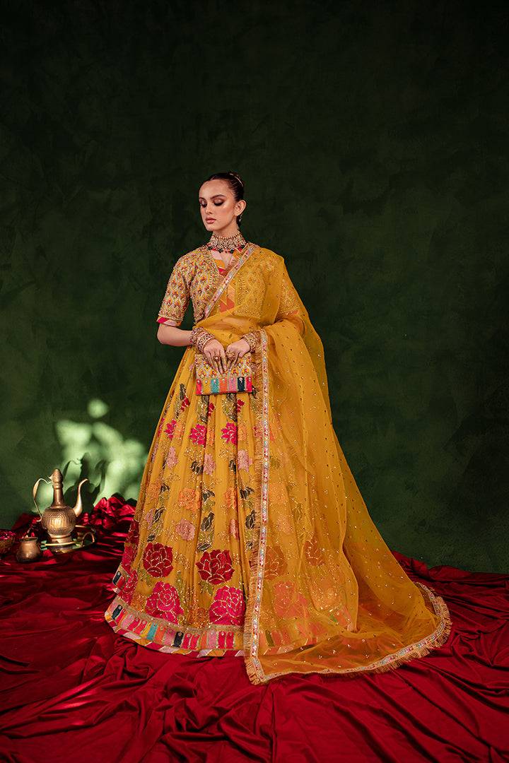 Maria Osama Khan | Salma Sitara | CHAMBELI - Pakistani Designer Dress - by Maria Osama Khan | Type: Formal - 100% Original at Saira Sultan