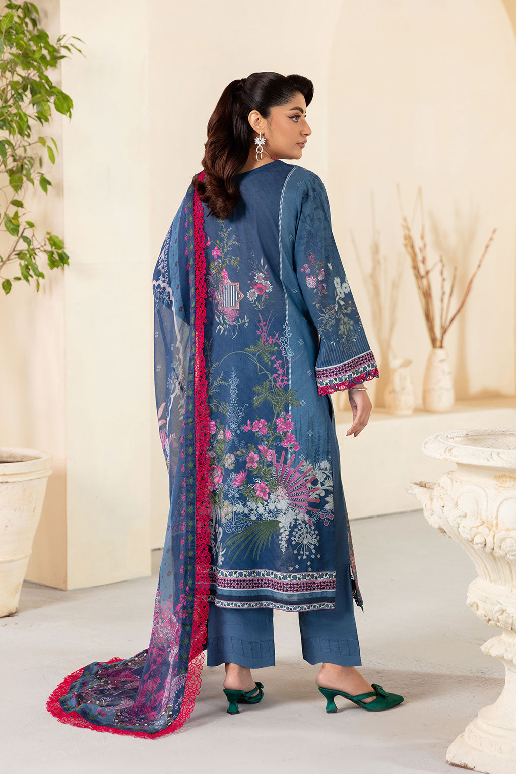 Ramsha | Mashaal Luxury Lawn | L-1305 S Blue Gray Lawn