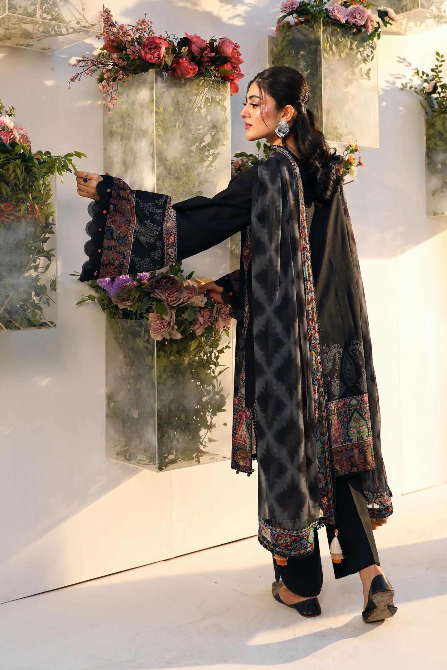 Maria B | M Basic Summer Lawn 25 | MB-CUS25-703A S Black Lawn