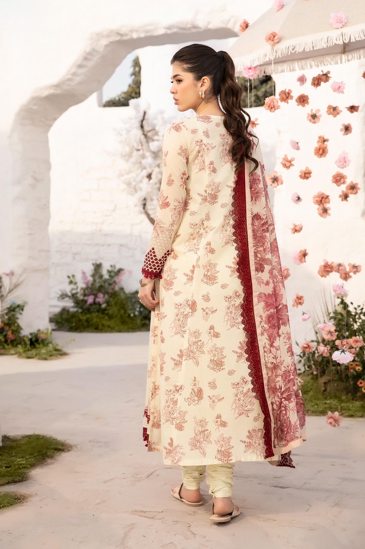 Maria B | M Basic Summer Lawn 25 | MB-CUS25-709A S Pastel Yellow Lawn