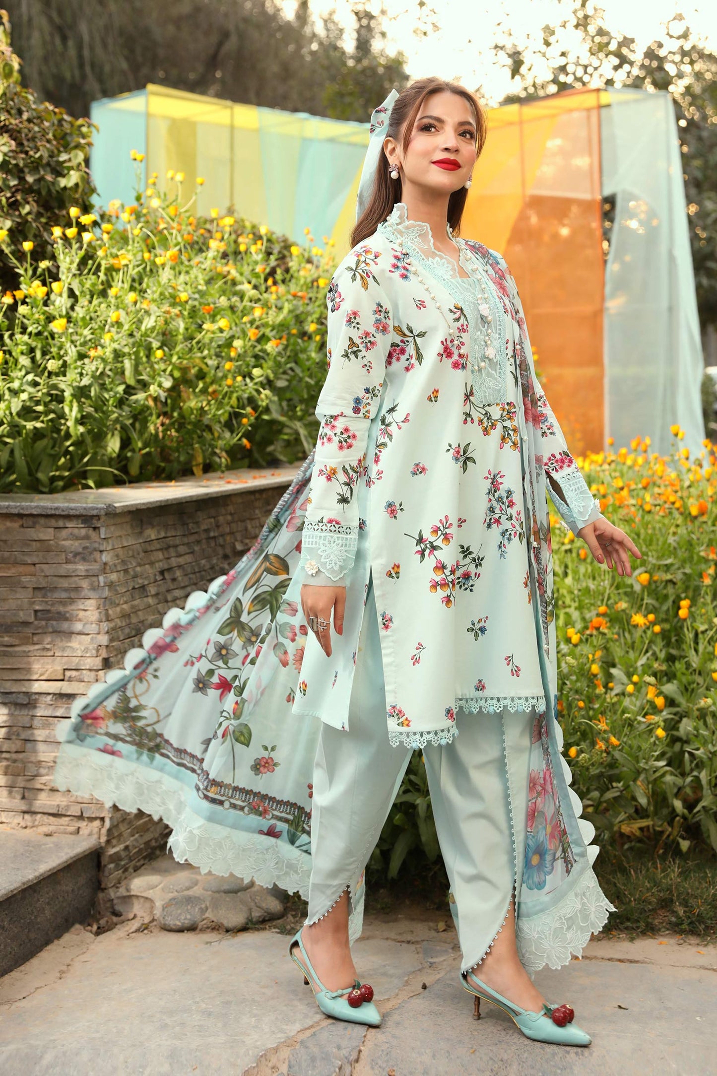 Maria B | M Basic Summer Lawn 25 | MB-CUS25-709B S Pastel Blue Lawn