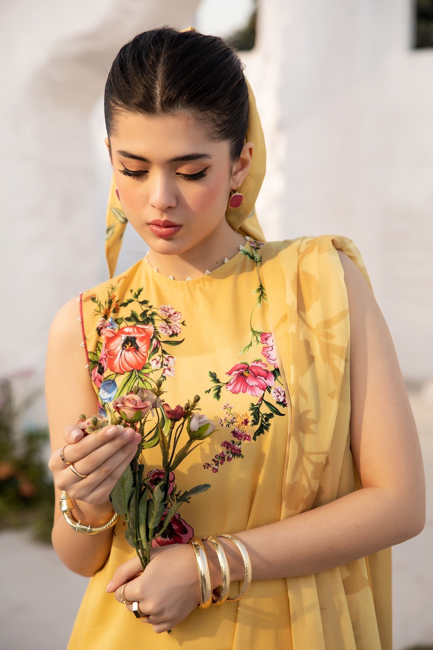 Maria B | M Basic Summer Lawn 25 | MB-CUS25-712A M Yellow Slub Lawn