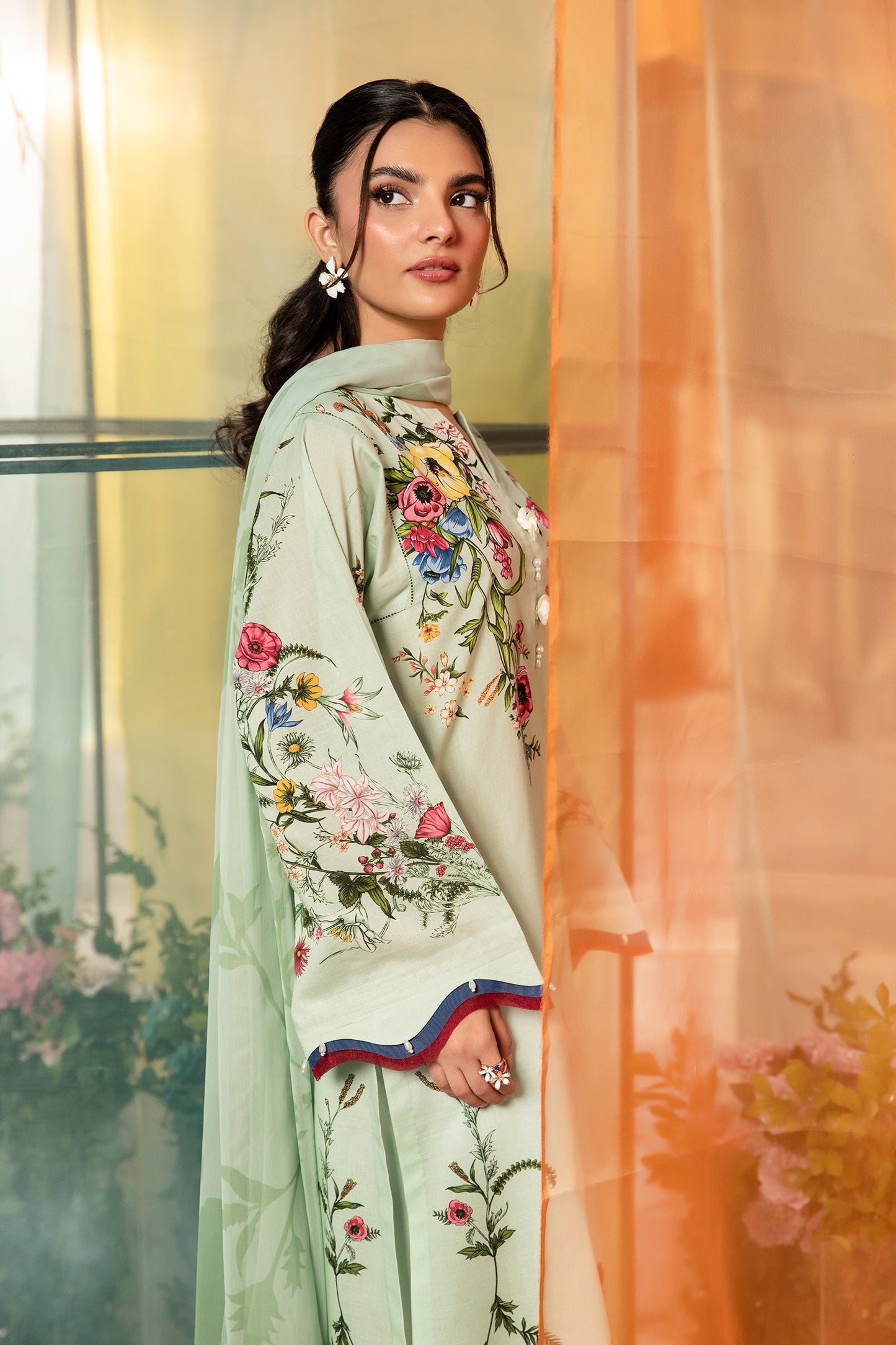 Maria B | M Basic Summer Lawn 25 | MB-CUS25-712B XL Mint Green Slub Lawn