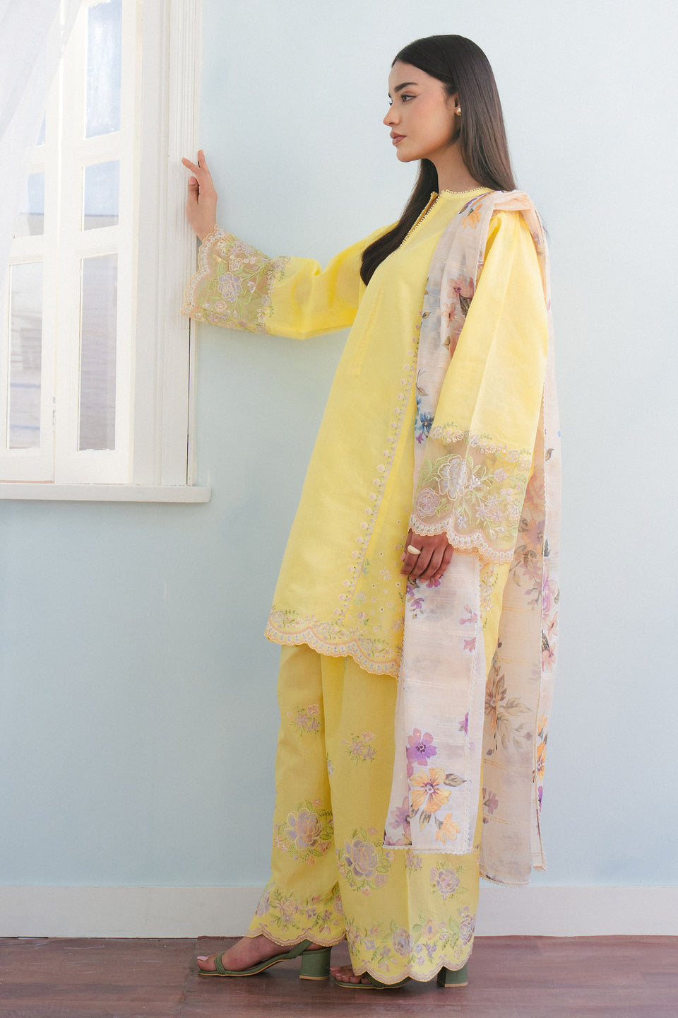 Zara Shahjahan | Coco Lawn 25 | MEADOW-8A L Yellow Jacquard