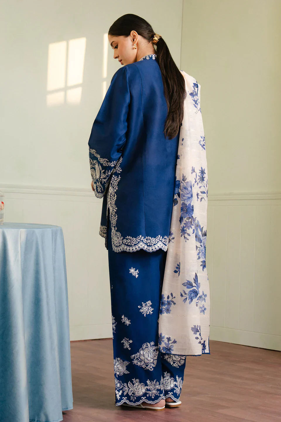 Zara Shahjahan | Coco Lawn 25 | MEADOW-8B S Navy Jacquard