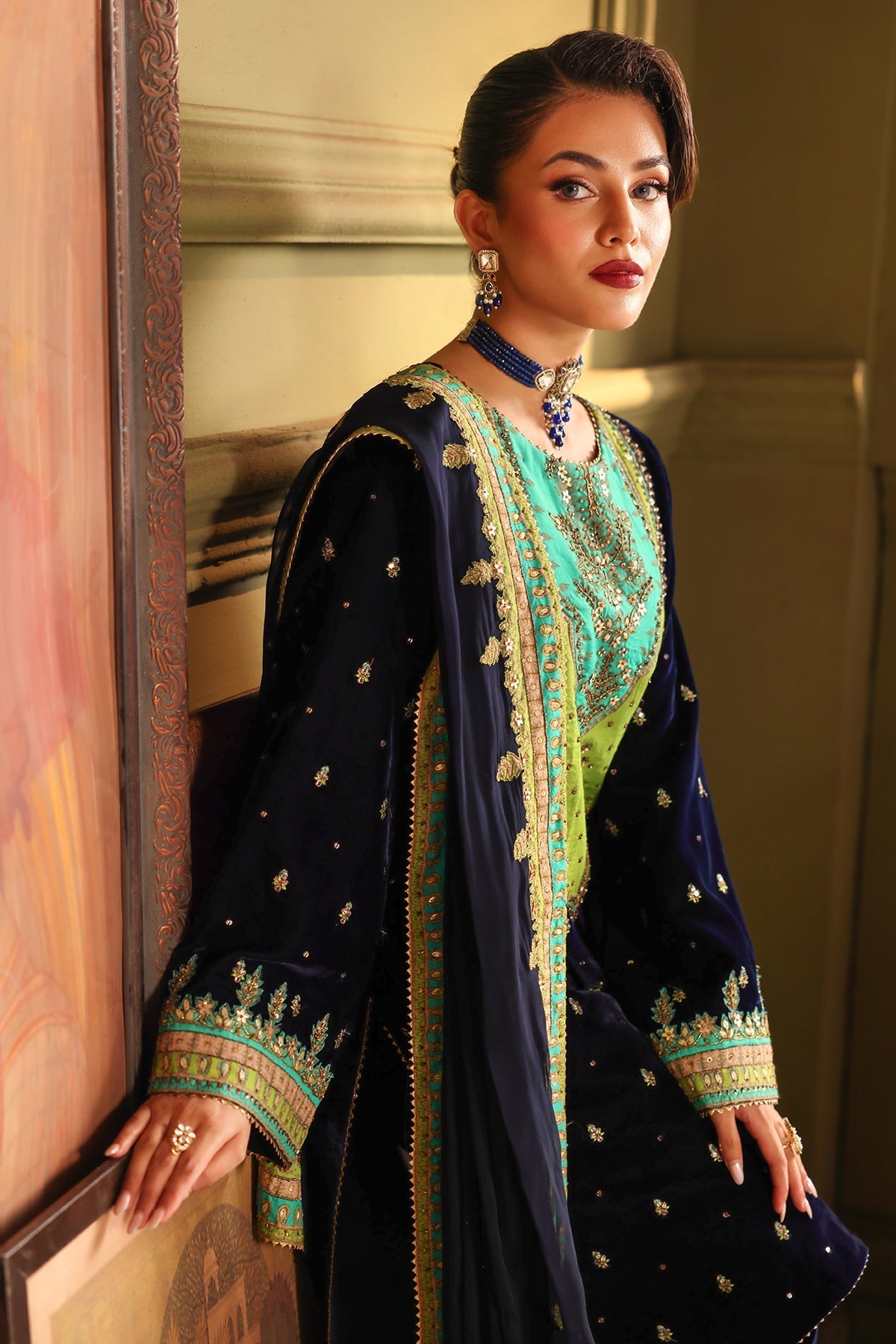 Charizma | Signora Velvet | VELVET CVT4-15 M Royal Blue Velvet