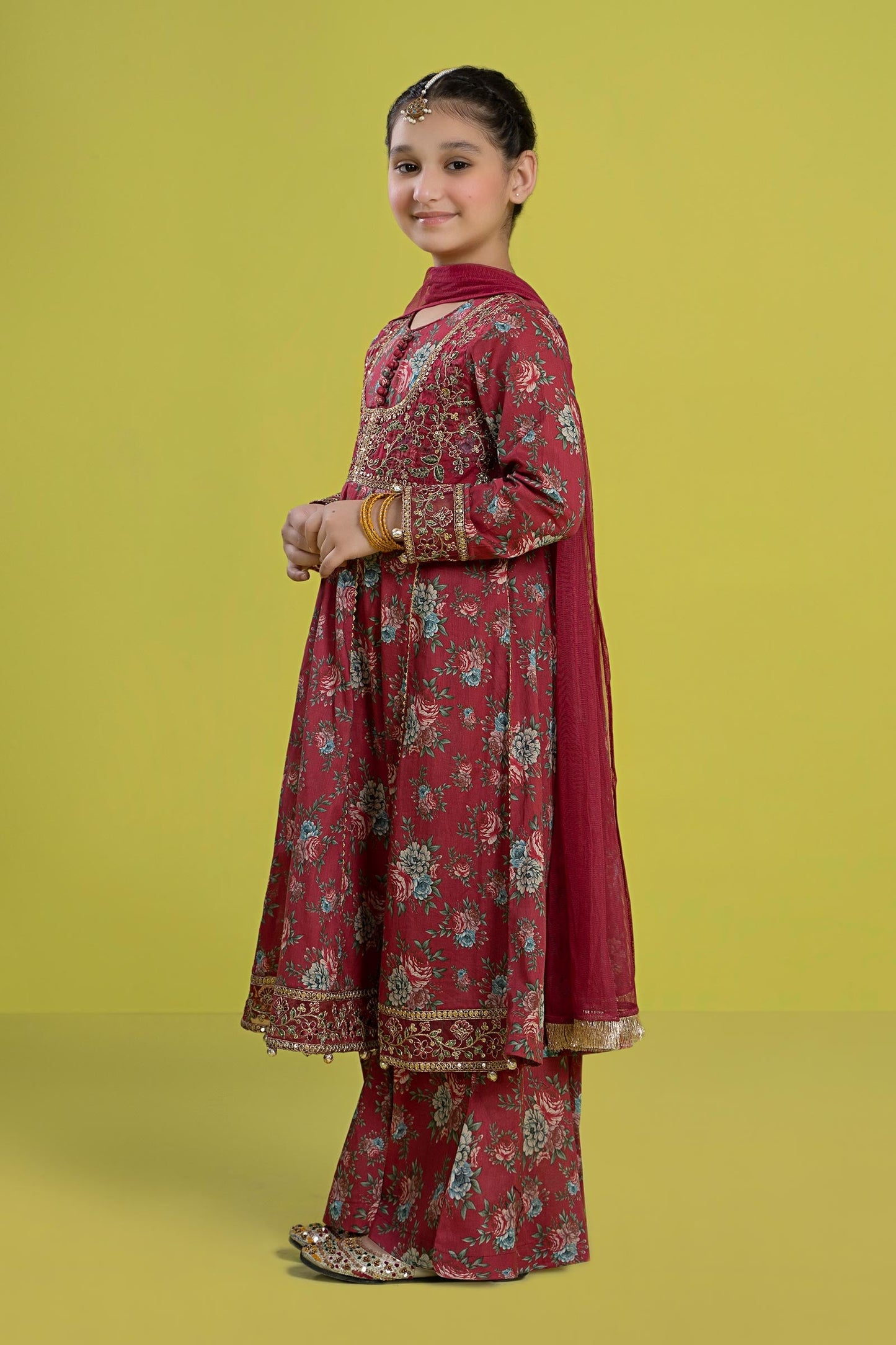Maria B | 3 Piece Embroidered Lawn Suit | MKD-EF24-32 14-Dec Pink