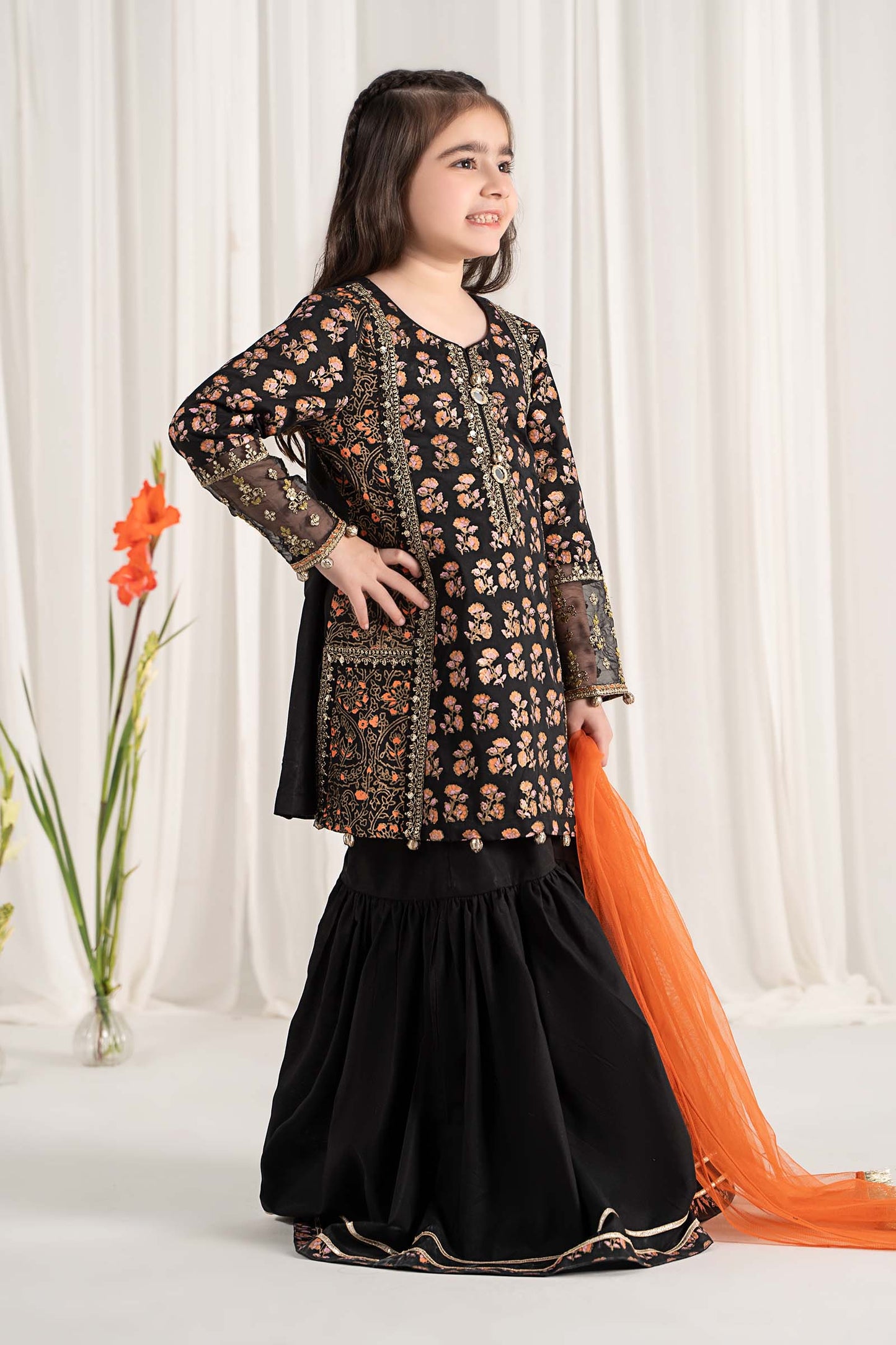 Maria B | 3 Piece Embroidered Lawn Suit | MKD-EF25-23 10-Aug Black