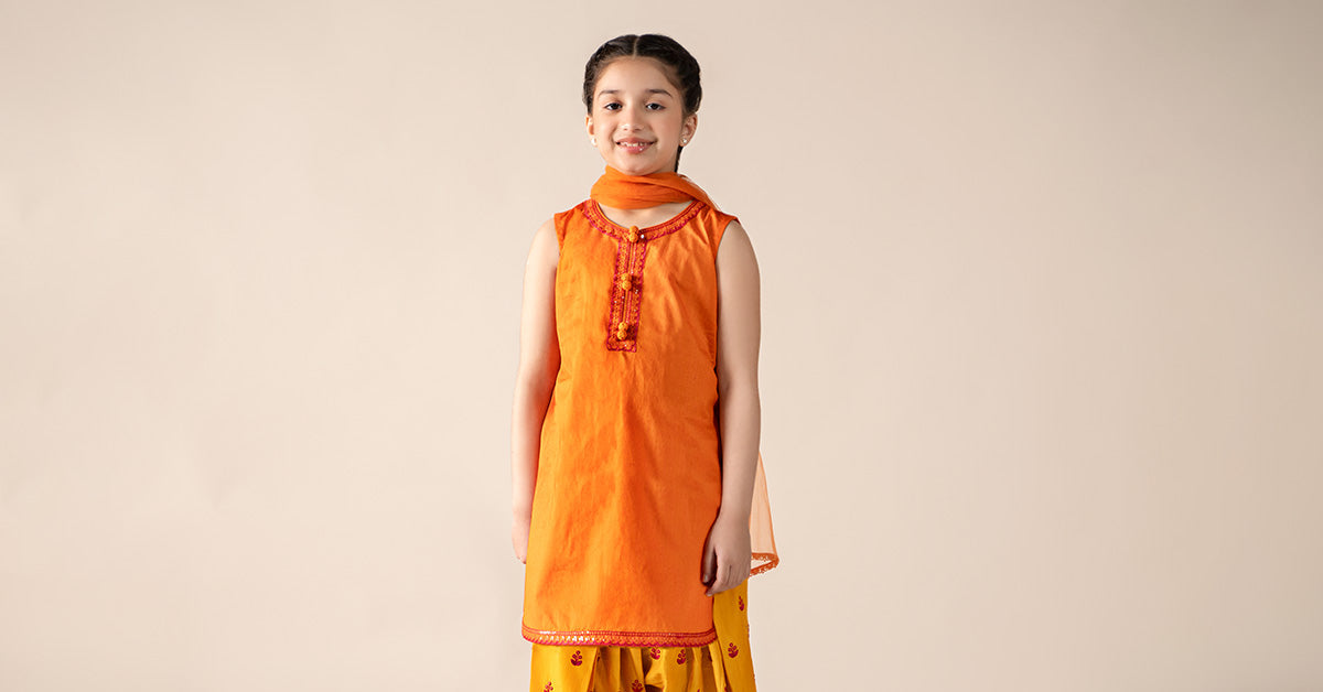Maria B | 3 Piece Embroidered Dobby Lawn Suit | MKD-EF25-54