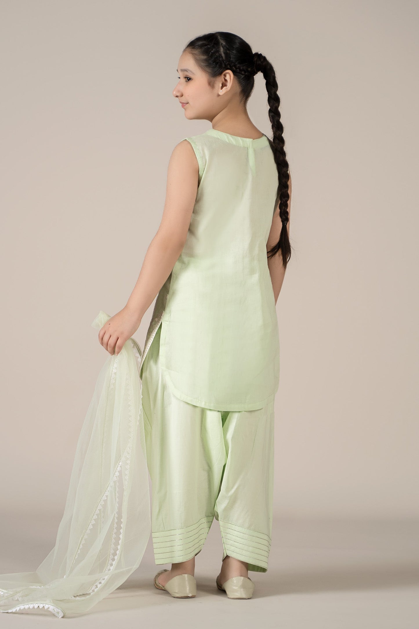 Maria B | 3 Piece Embroidered Lawn Suit | MKD-EF25-60 12-Oct Green