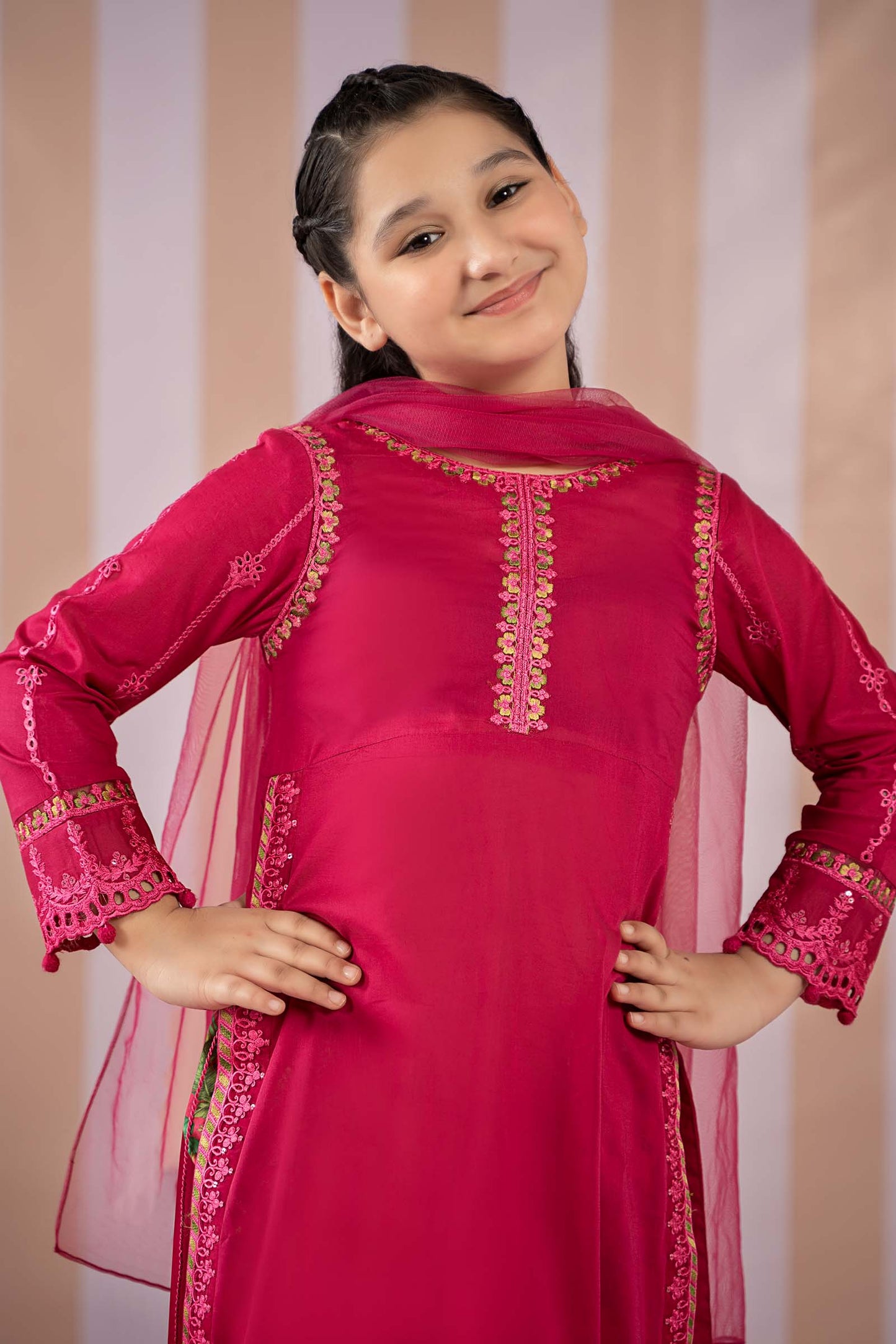 Maria B | 2 Piece Printed Lawn Suit | MKD-EF25-67 6-Apr Pink