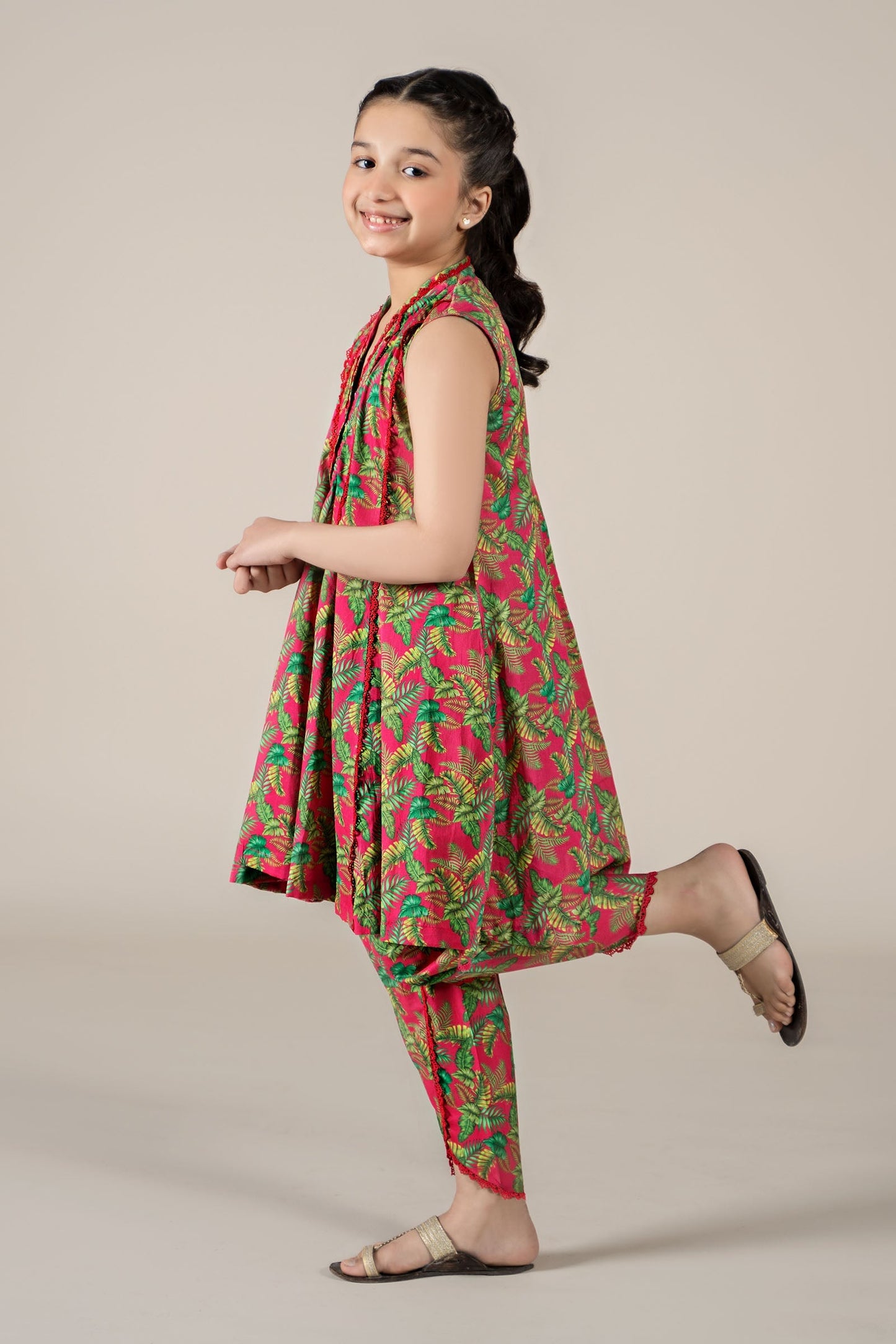 Maria B | 2 Piece Printed Lawn Suit | MKD-EF25-68 6-Apr Pink