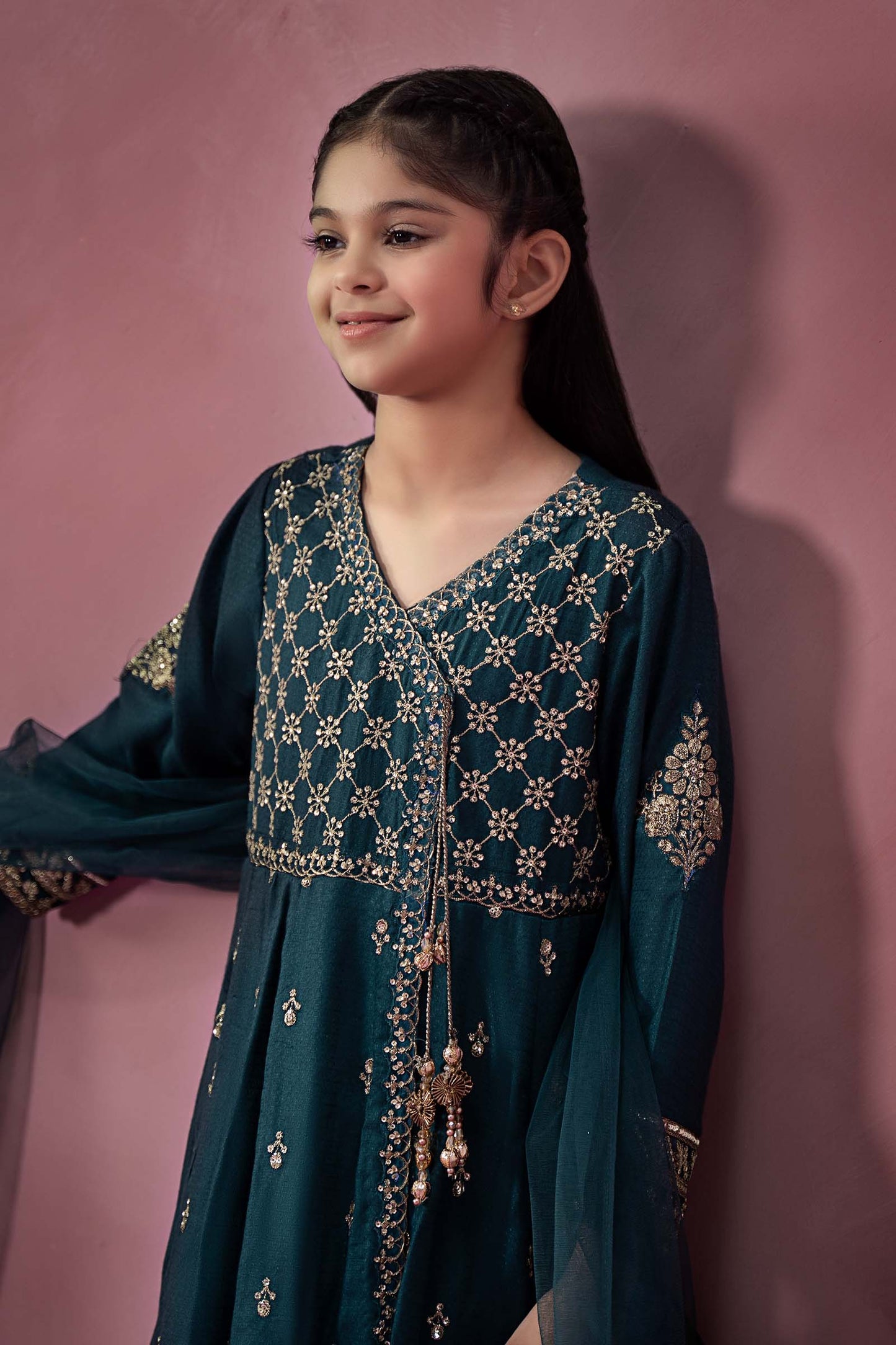 Maria B | 3 Piece Embroidered Linen Suit | MKD-W24-02 6-Apr Blue