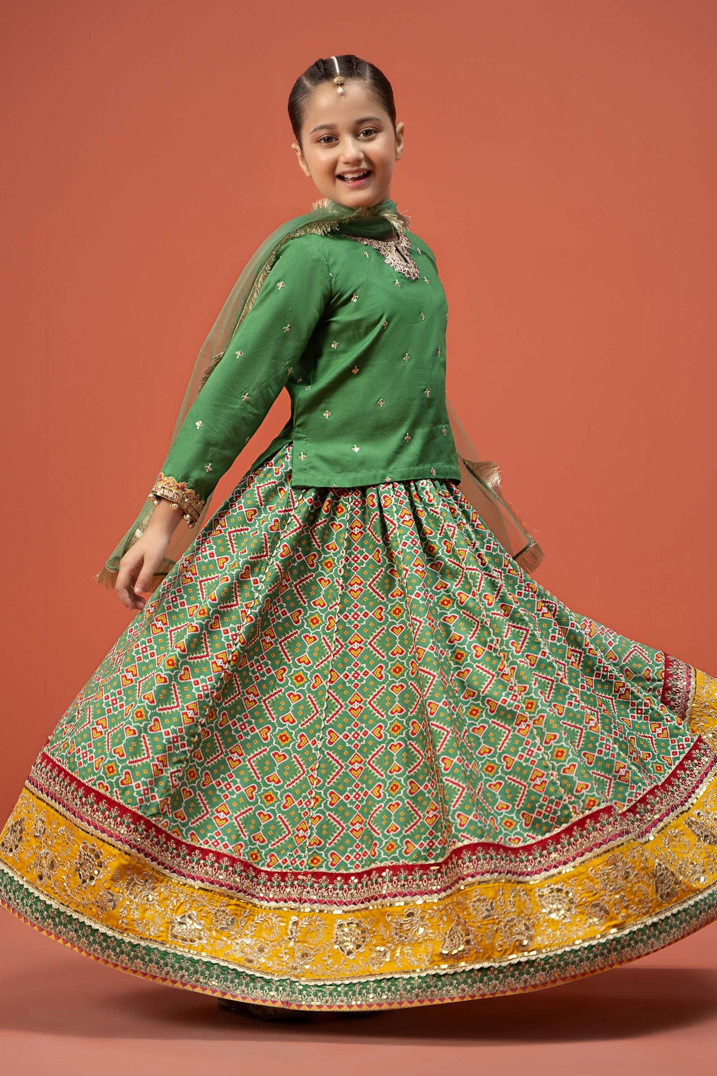 Maria B | 3 Piece Embroidered Linen Suit | MKD-W24-04