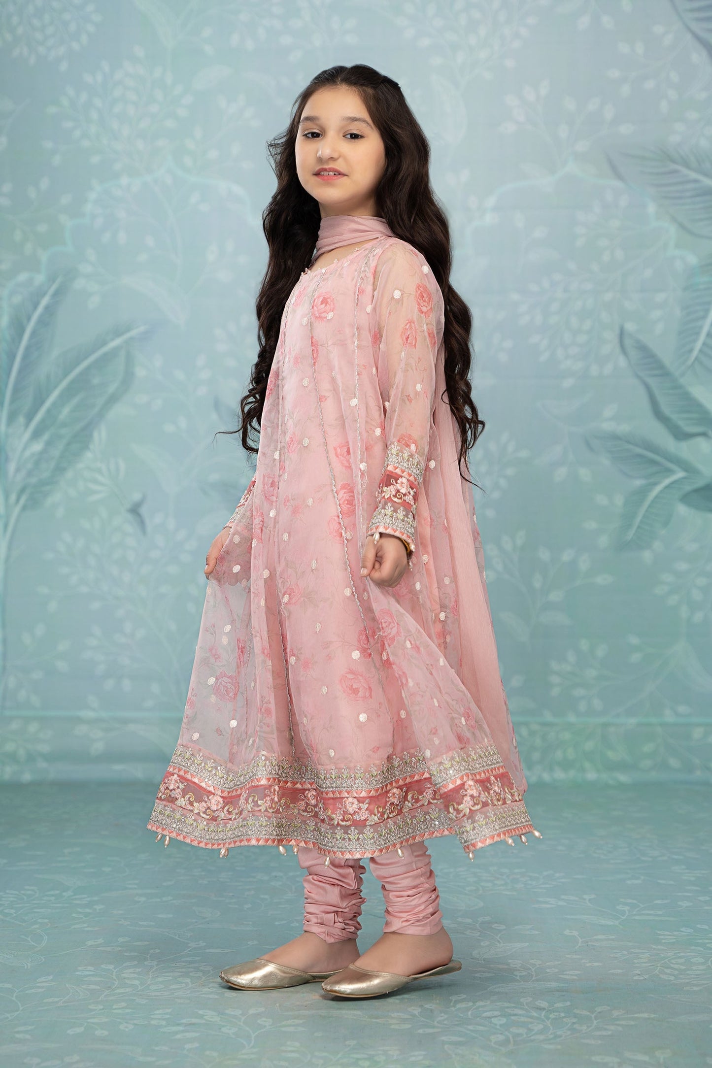 Maria B | 3 Piece Embroidered Lawn | MKS-EF23-03R1 8-Jun Pink