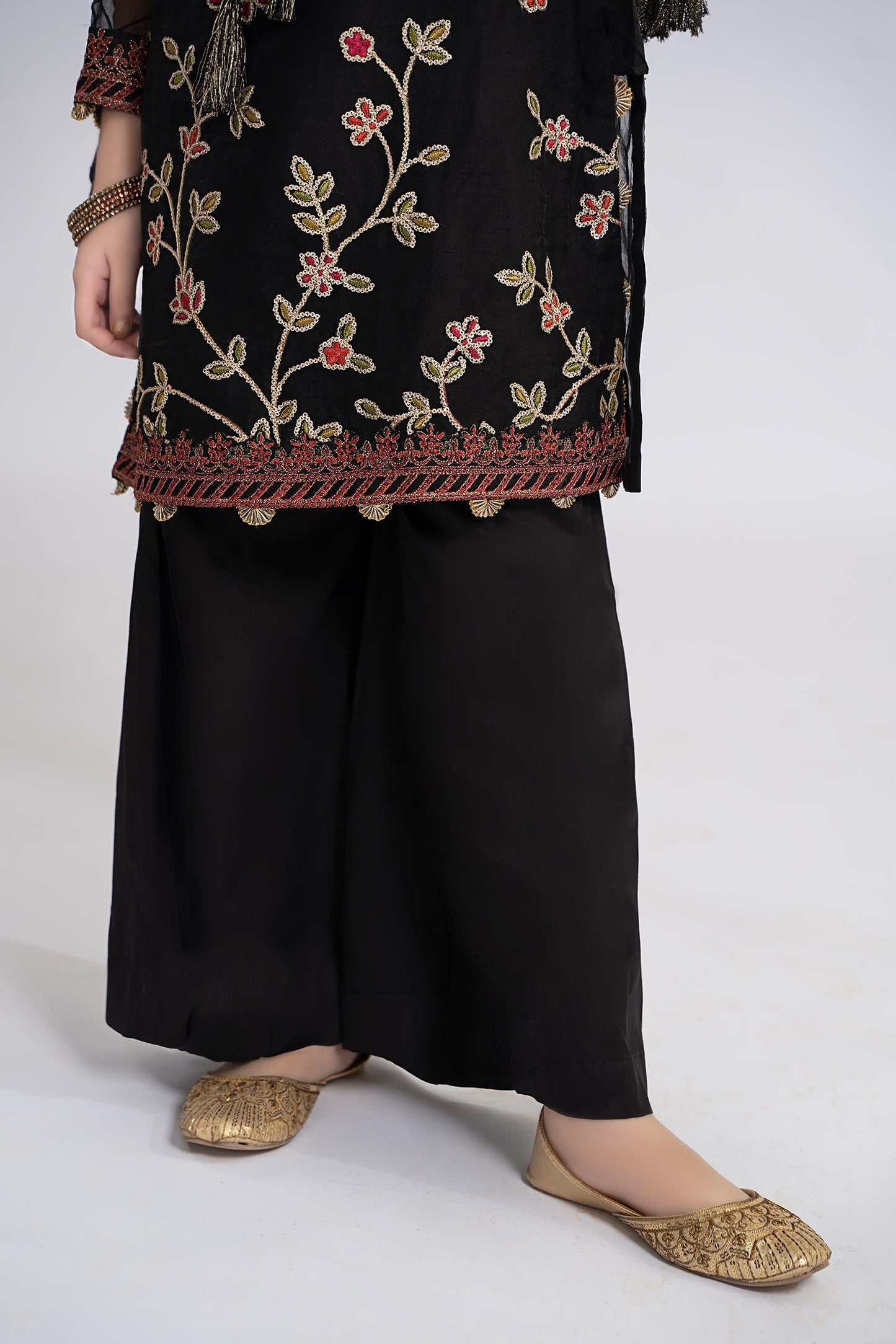 Maria B | 3 Piece Embroidered Organza Suit | MKS-EF24-30 12-Oct Black
