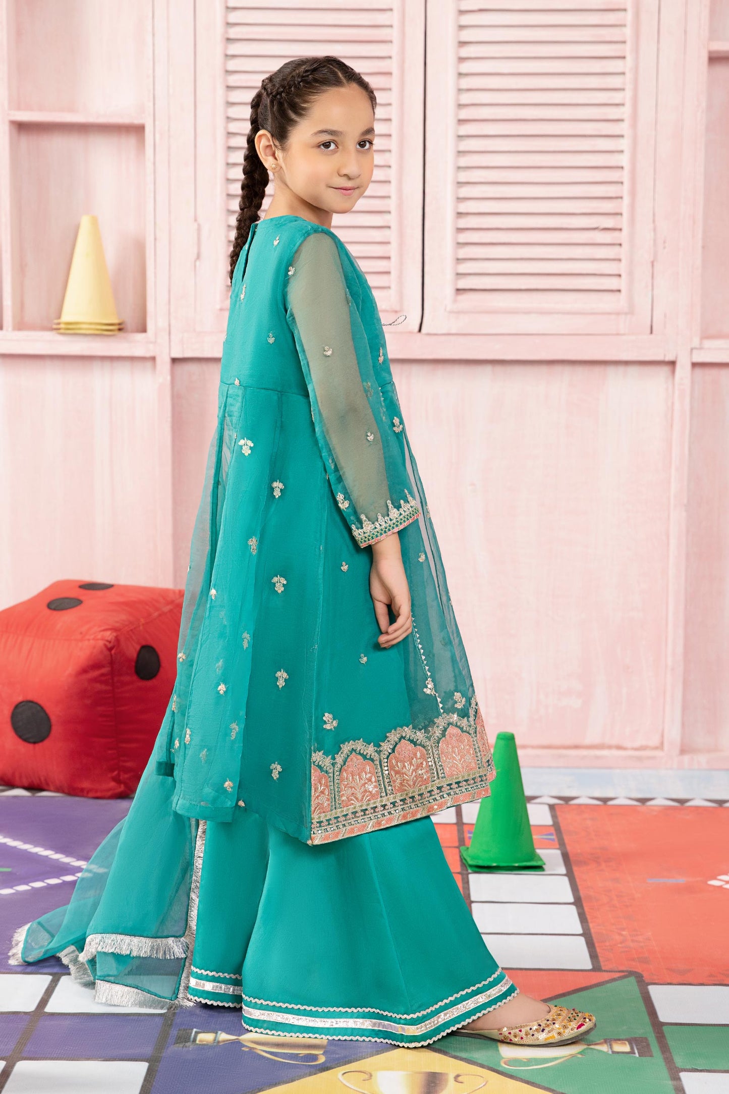 Maria B | 3 Piece Embroidered Organza Suit | MKS-PF24-01 12-Oct Ferozi