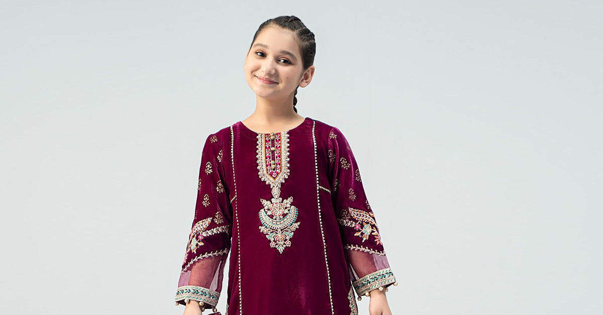 Maria B | 3 Piece Embroidered Velvet Suit | MKS-W24-32 14-Dec Purple