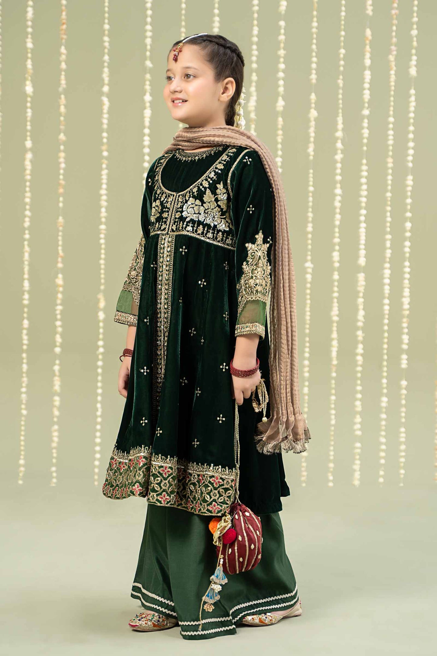 Maria B | 3 Piece Embroidered Velvet Suit | MKS-W24-40 14-Dec Green