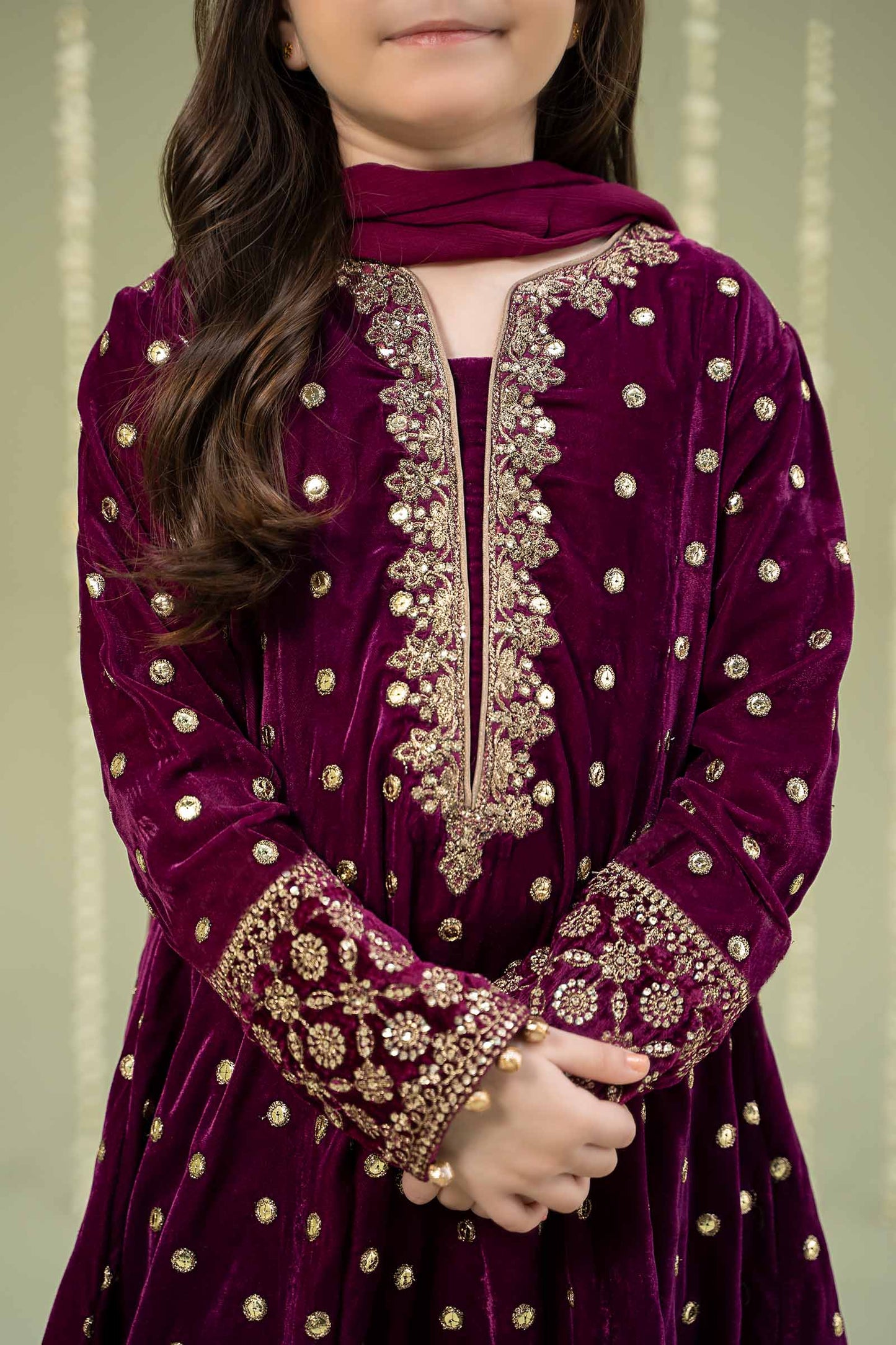 Maria B | 3 Piece Embroidered Velvet Suit | MKS-W24-38 14-Dec Purple