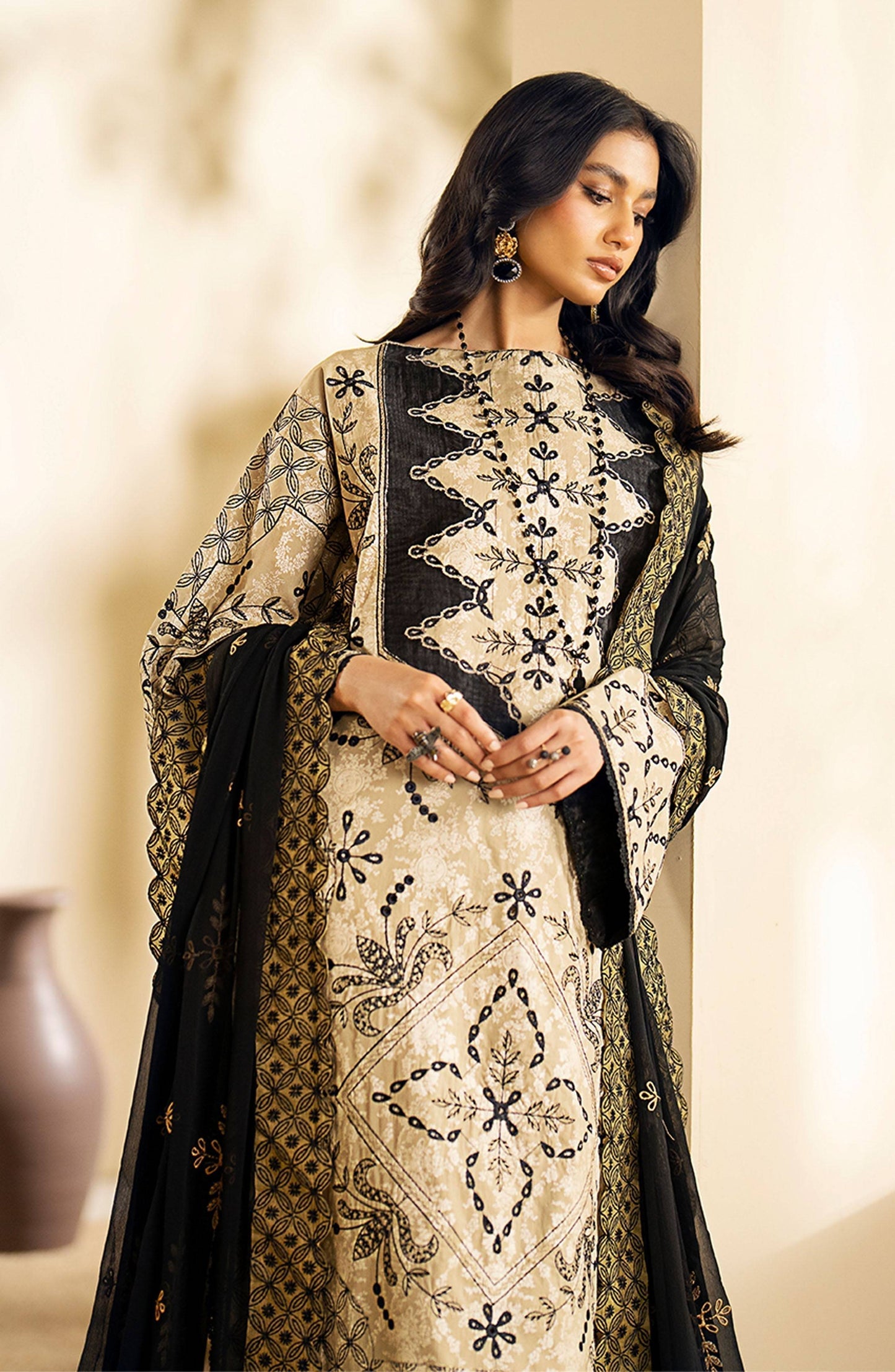 Maryum N Maria | Eid Edit 24 | Natasha - Pakistani Designer Dress - by Maryum N Maria | Type: Luxury - 100% Original at Saira Sultan