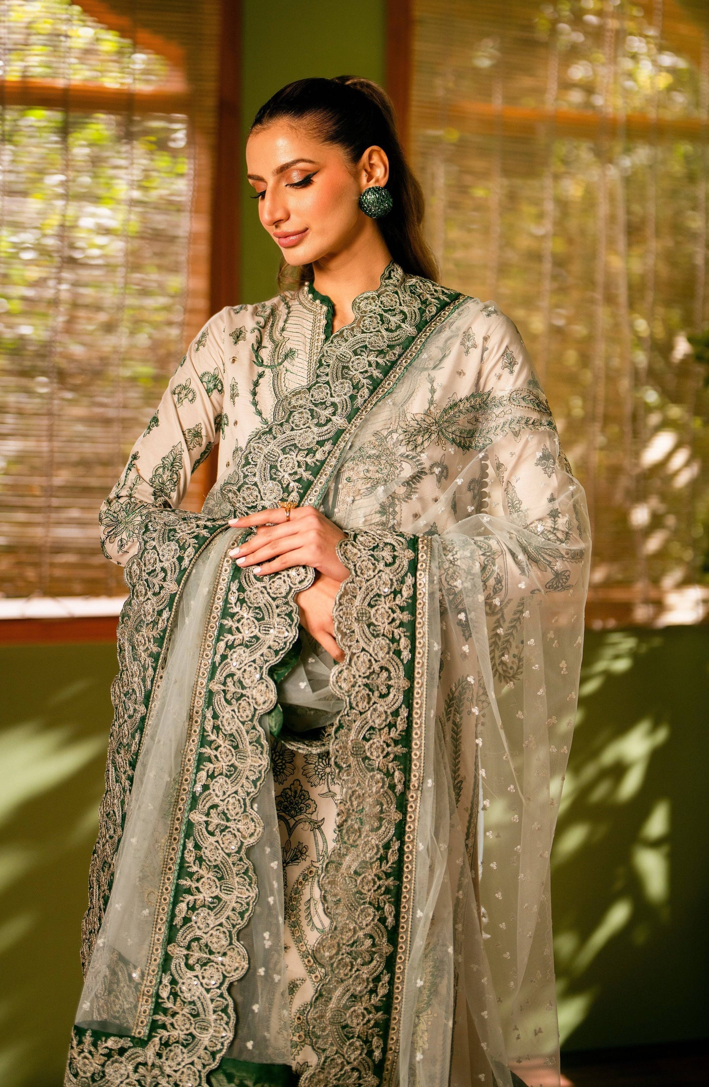 Maryum N Maria | Luxury Lawn 24 | Nubia - Pakistani Designer Dress - by Maryum N Maria | Type: Luxury - 100% Original at Saira Sultan