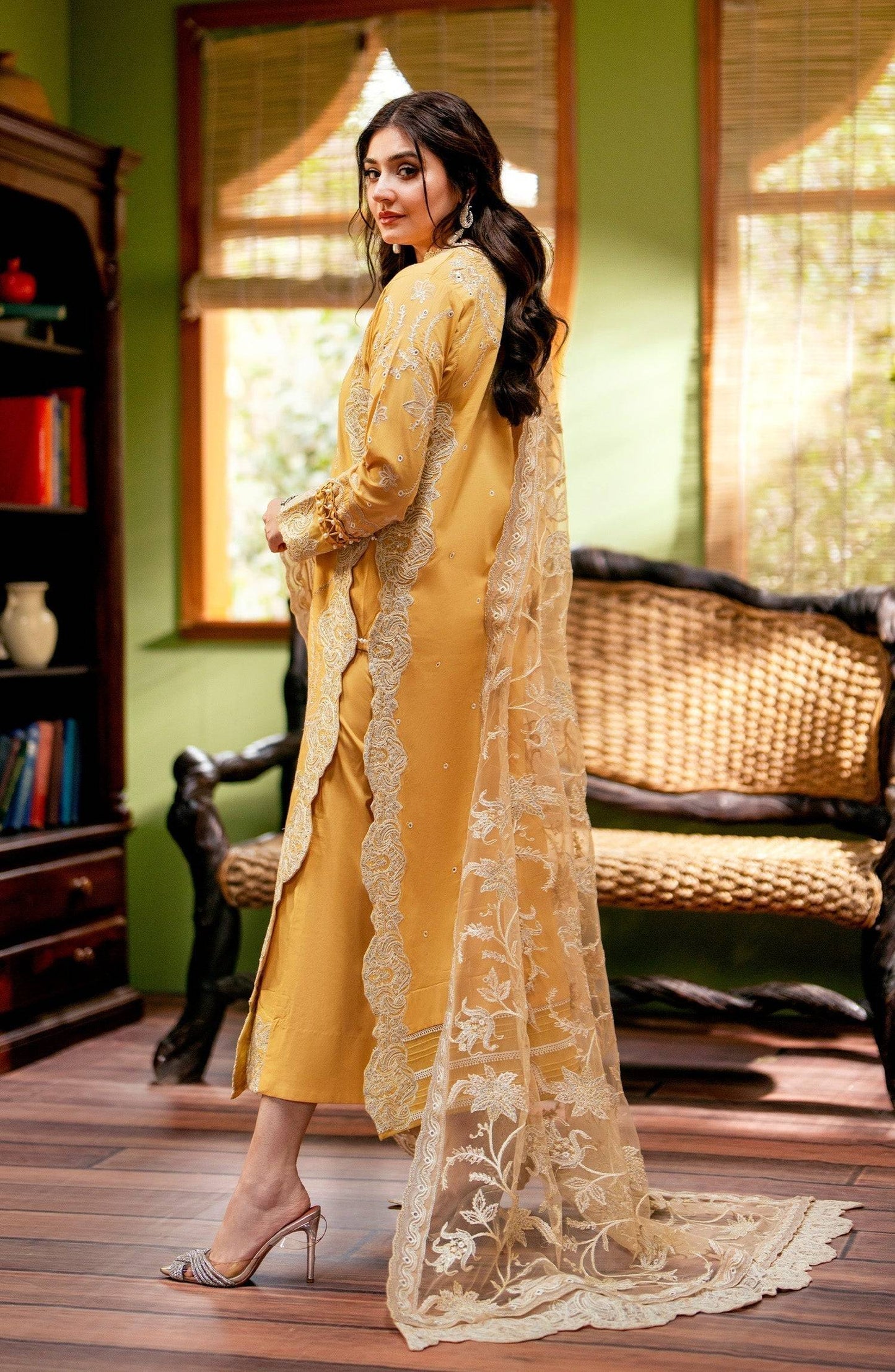 Maryum N Maria | Luxury Lawn 24 | Lamya - Pakistani Designer Dress - by Maryum N Maria | Type: Luxury - 100% Original at Saira Sultan