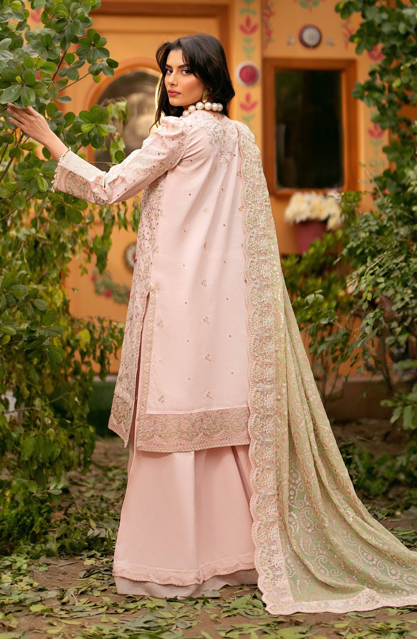 Maryum N Maria | Luxury Lawn 24 | Bennu - Pakistani Designer Dress - by Maryum N Maria | Type: Luxury - 100% Original at Saira Sultan