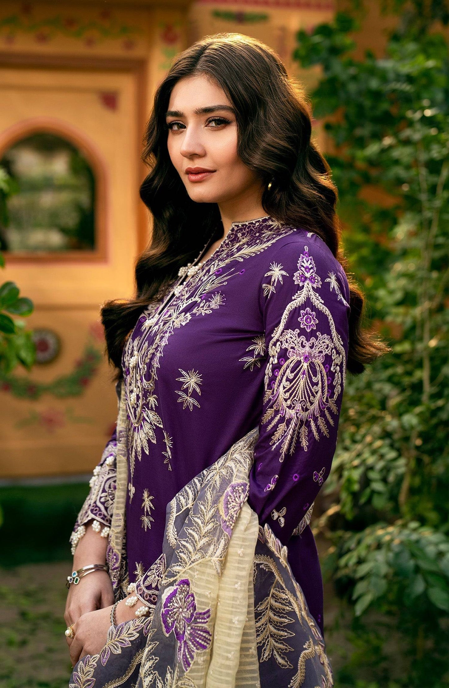 Maryum N Maria | Luxury Lawn 24 | Rahma - Pakistani Designer Dress - by Maryum N Maria | Type: Luxury - 100% Original at Saira Sultan