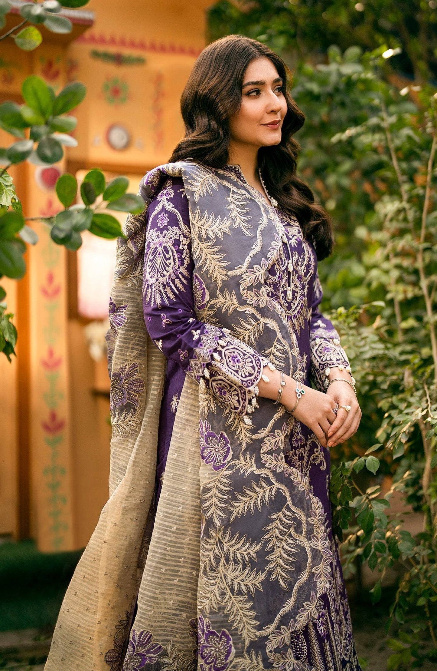 Maryum N Maria | Luxury Lawn 24 | Rahma - Pakistani Designer Dress - by Maryum N Maria | Type: Luxury - 100% Original at Saira Sultan