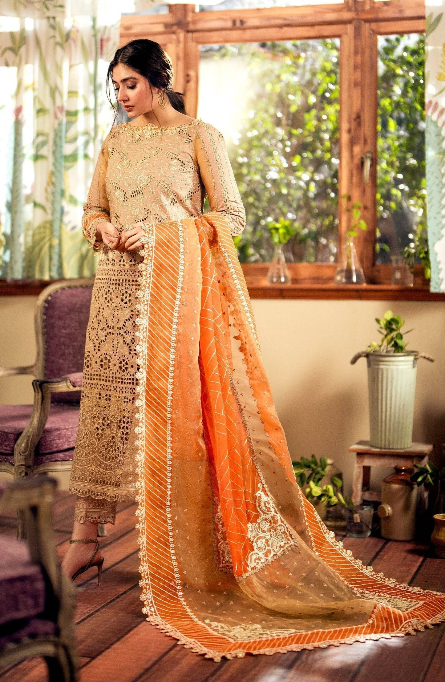Maryum N Maria | Luxury Lawn 24 | Nora - Pakistani Designer Dress - by Maryum N Maria | Type: Luxury - 100% Original at Saira Sultan