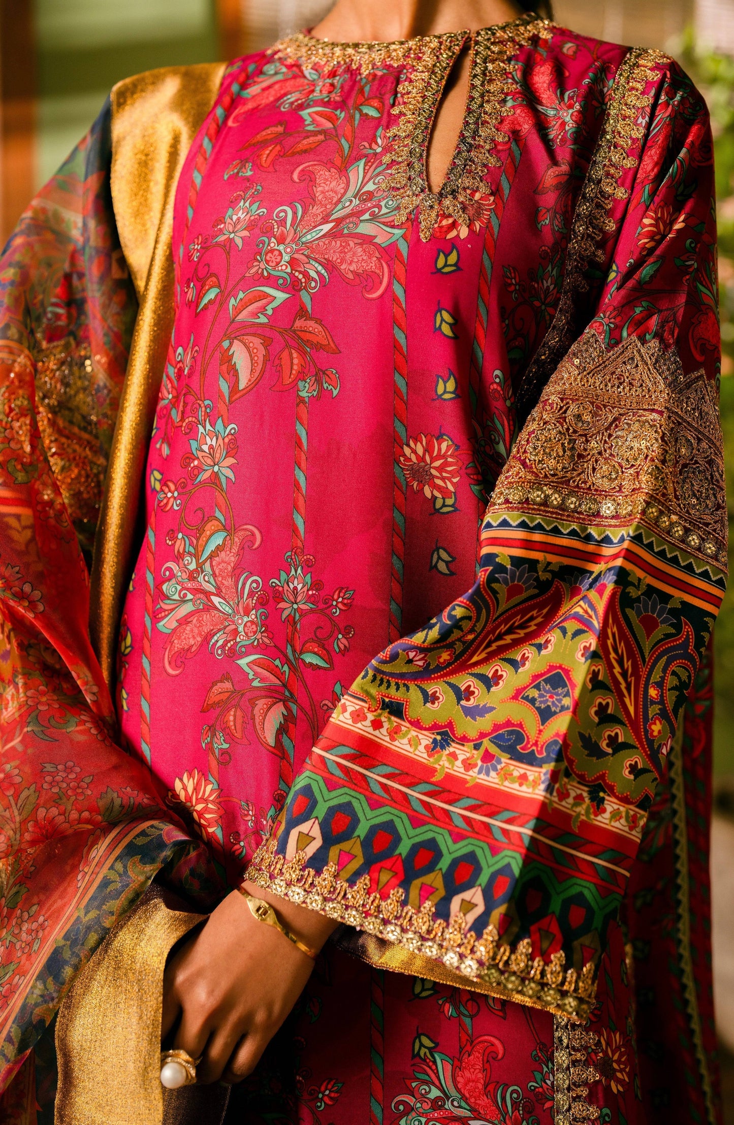 Maryum N Maria | Luxury Lawn 24 | Tefnut - Pakistani Designer Dress - by Maryum N Maria | Type: Luxury - 100% Original at Saira Sultan