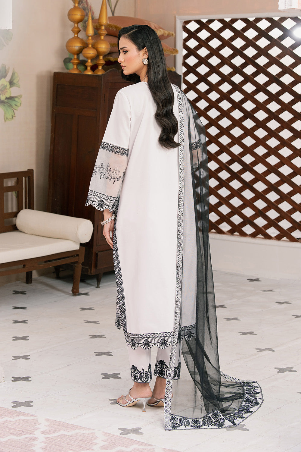 Maryum N Maria | Eid Luxury Lawn 25 | AZADEH - MS50147 S White Lawn