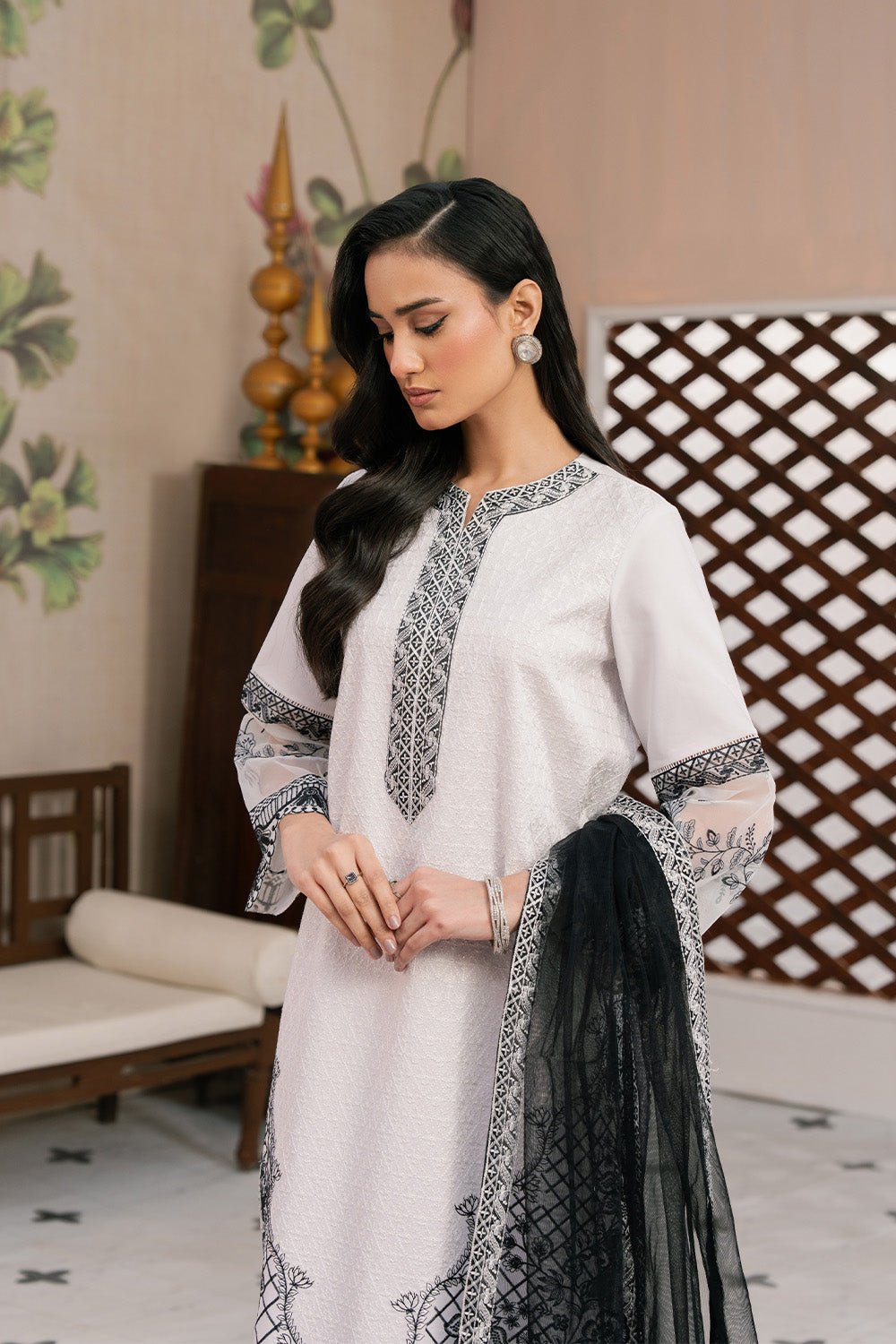Maryum N Maria | Eid Luxury Lawn 25 | AZADEH - MS50147 L White Lawn