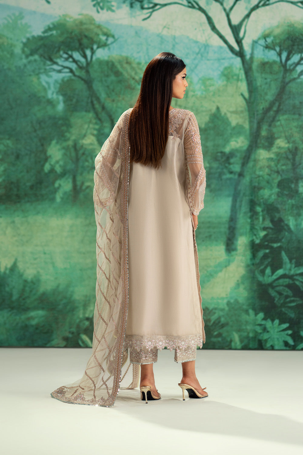 Maryum N Maria | Mushal Formals | GISELE - MSU5553 - Pakistani Designer Dress - by Maryum N Maria - Type : Ladies Clothes - 100% Original at Saira Sultan